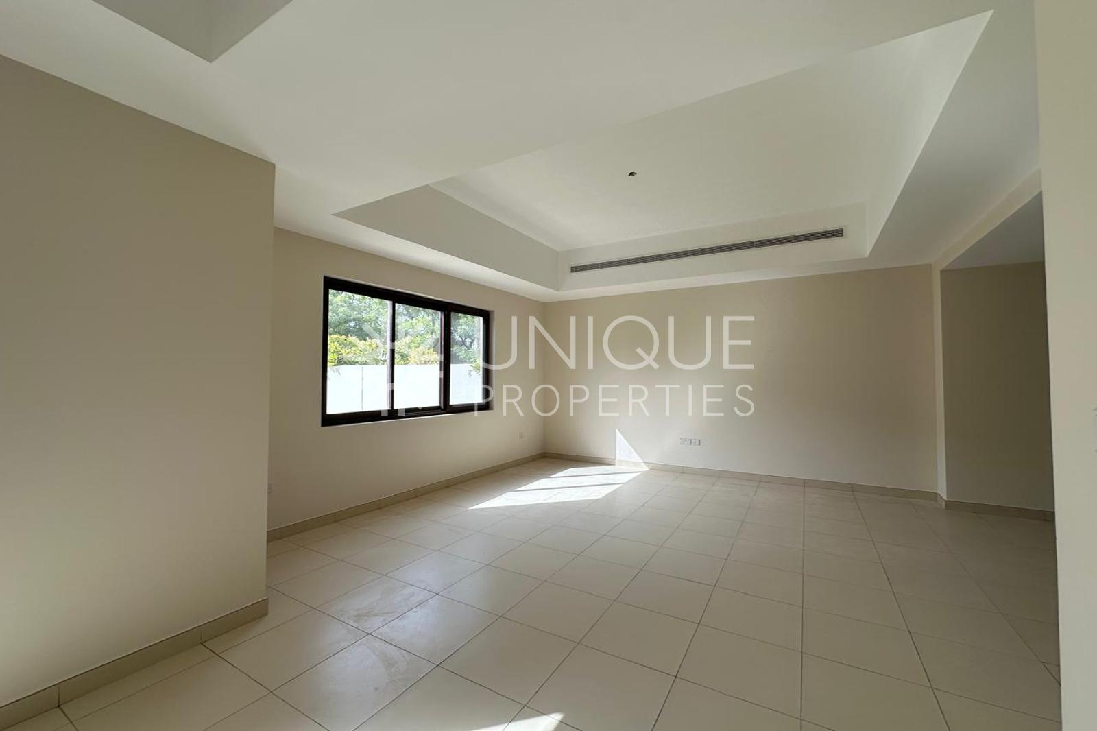 Single Row | Next to Park | Exclusive Villa