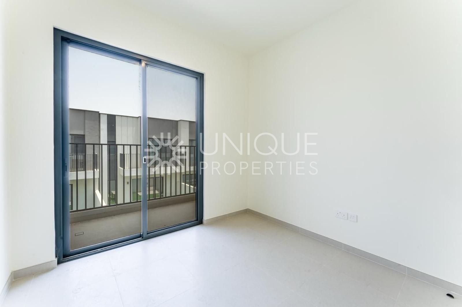 Vacant | Open View | Brand new