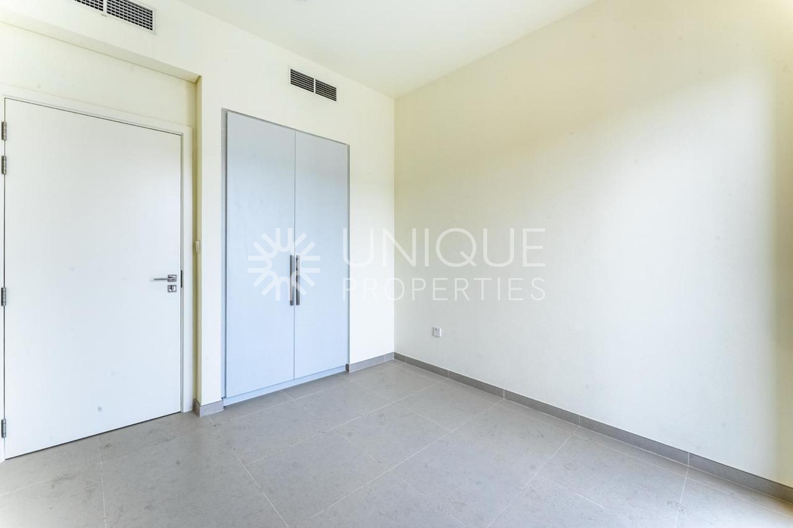 Vacant | Open View | Brand new