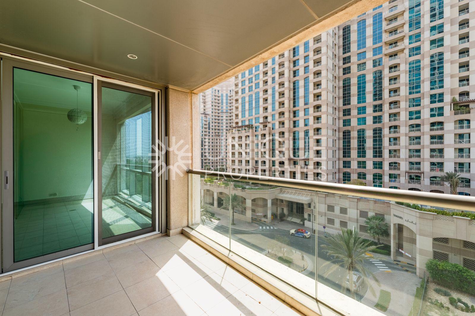 Large Unit | Vacant | Pool and Golf View