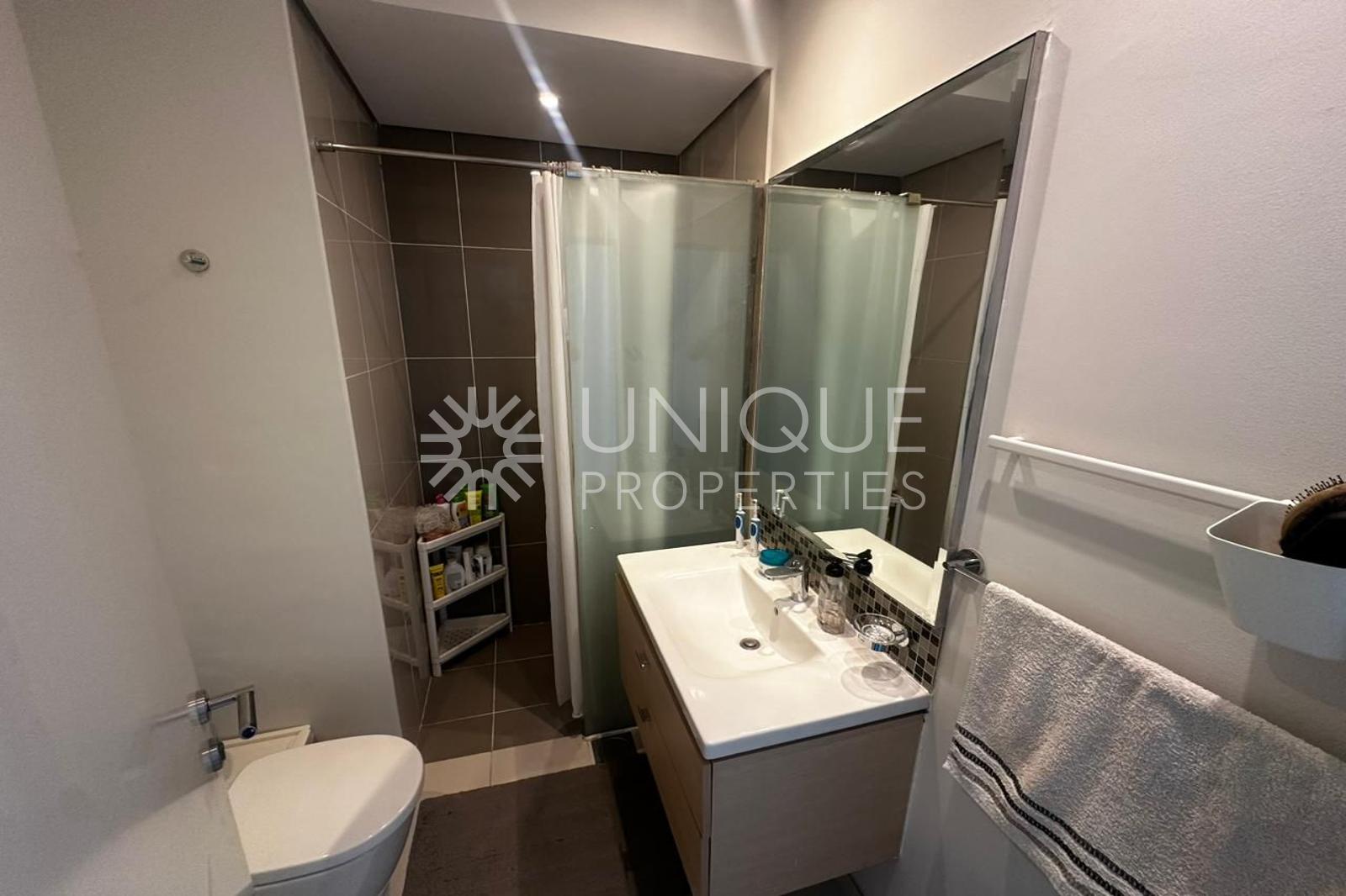 Single Row | Landscaped | Vacant In September