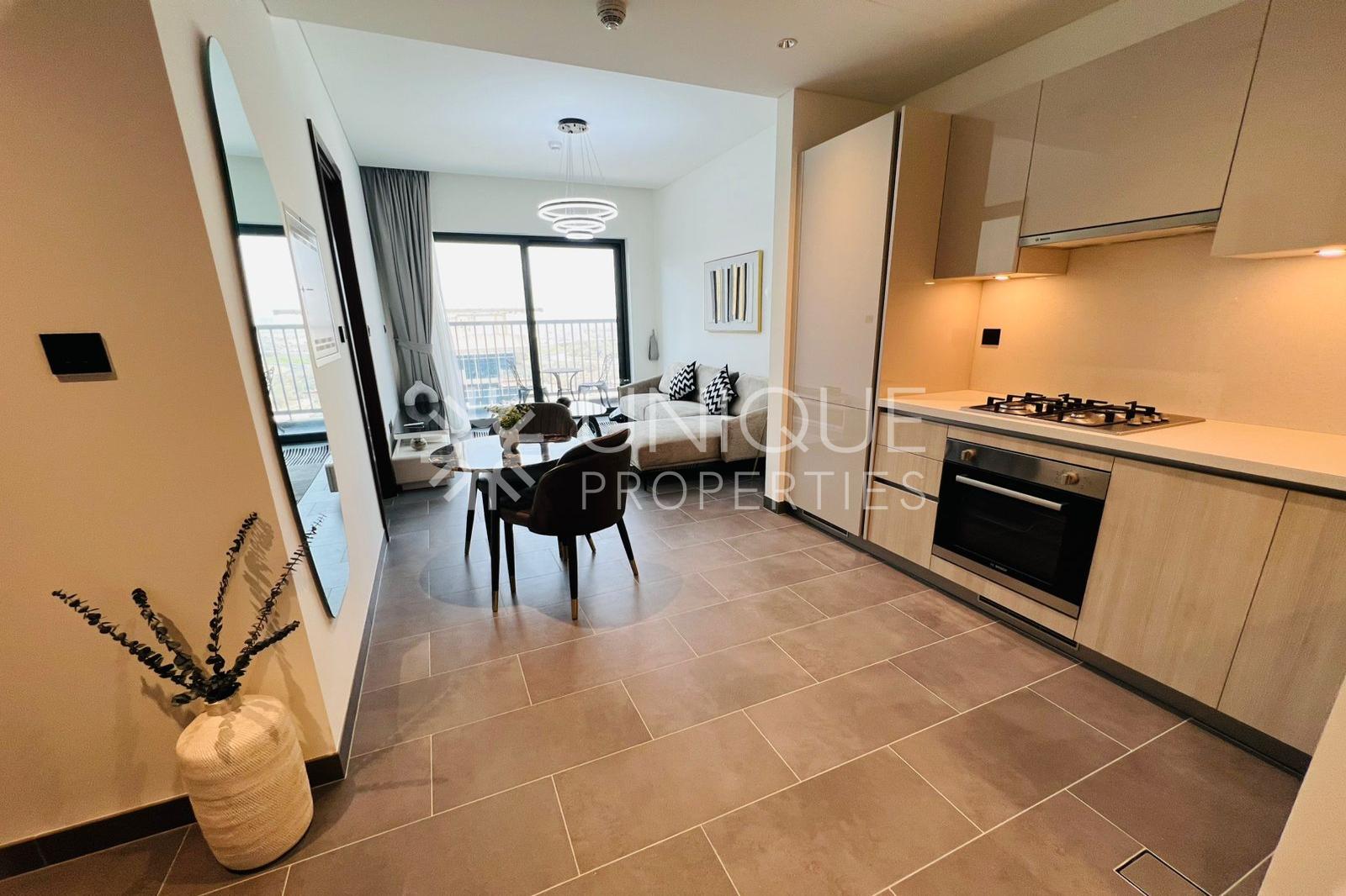 Vacant Furnished | Creek View | Bright