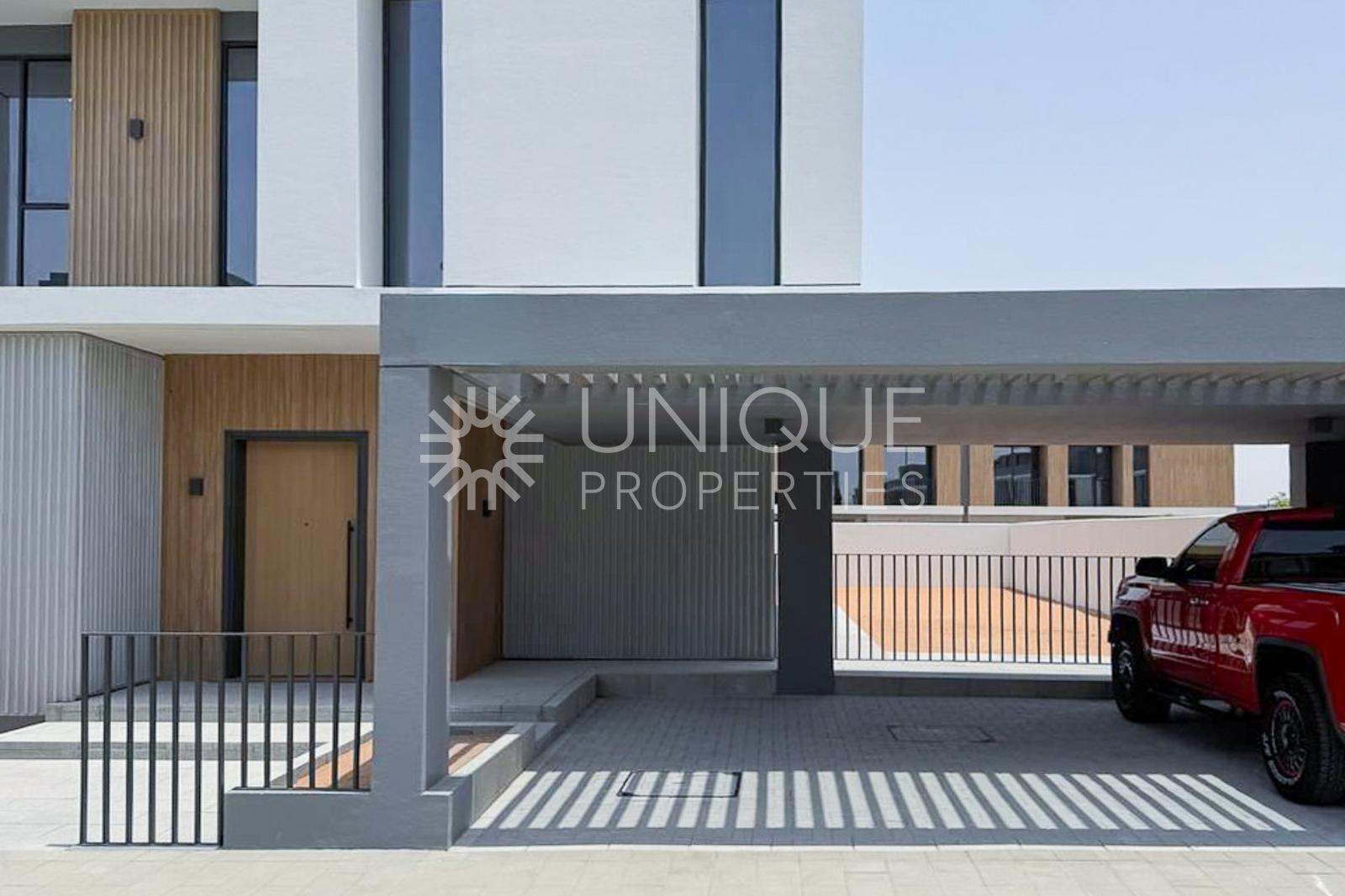 Exclusive | Corner Villa | Unique Plot
