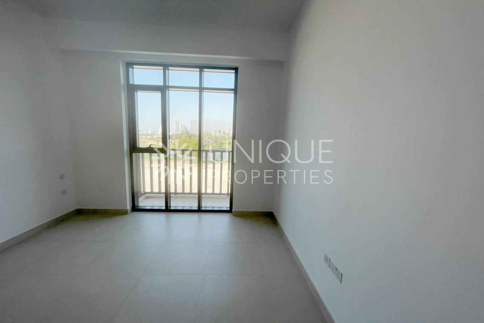 Stunning 3-Bedroom Apartment| Golf View|