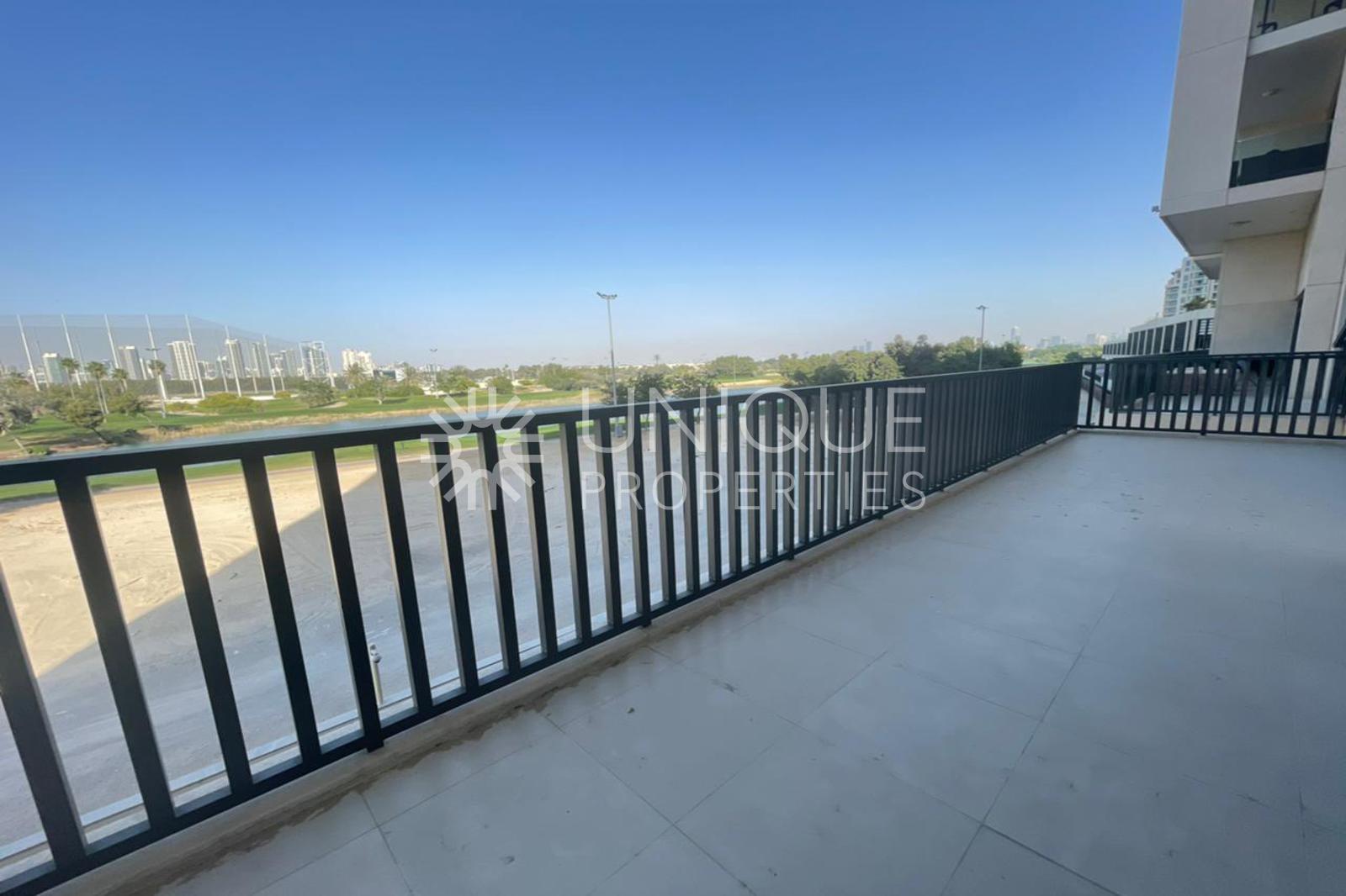 Stunning 3-Bedroom Apartment| Golf View|