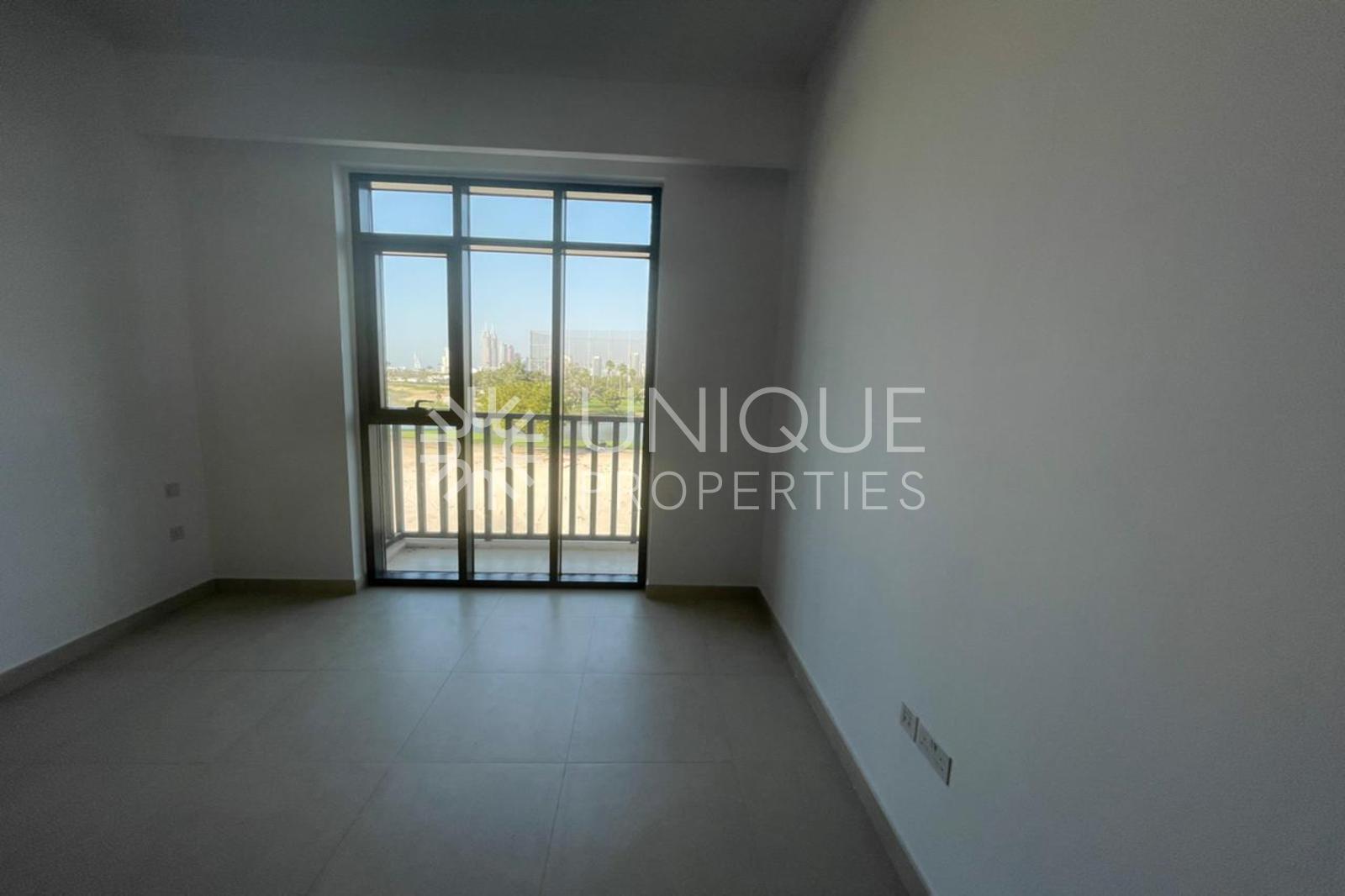 Stunning 3-Bedroom Apartment| Golf View|