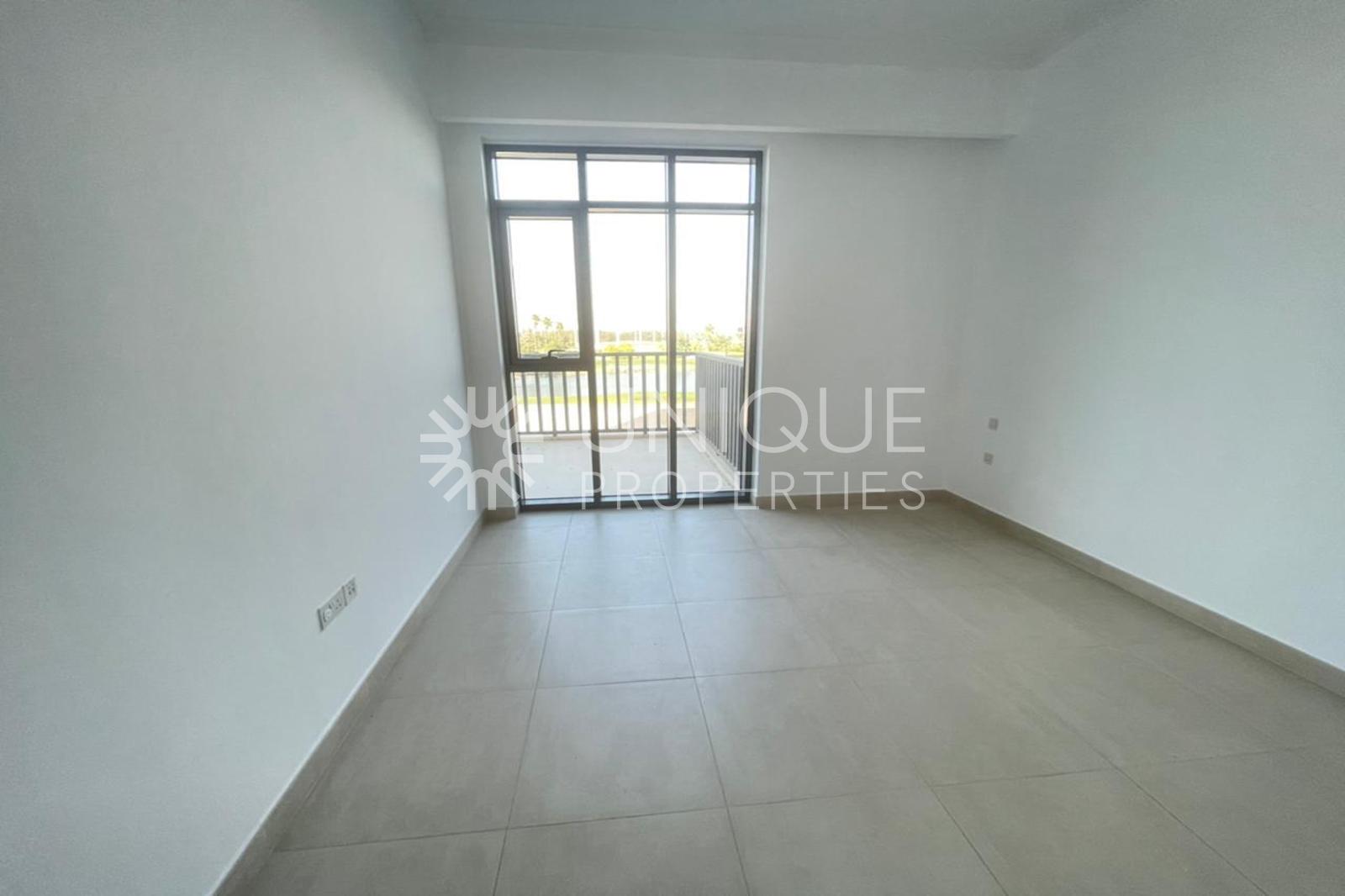 Stunning 3-Bedroom Apartment| Golf View|