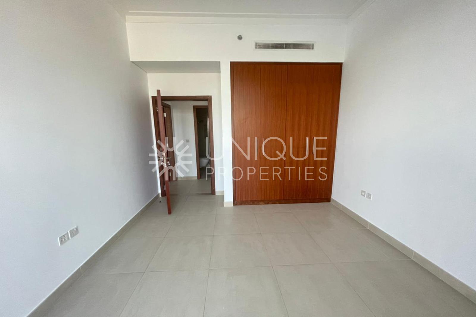 Stunning 3-Bedroom Apartment| Golf View|