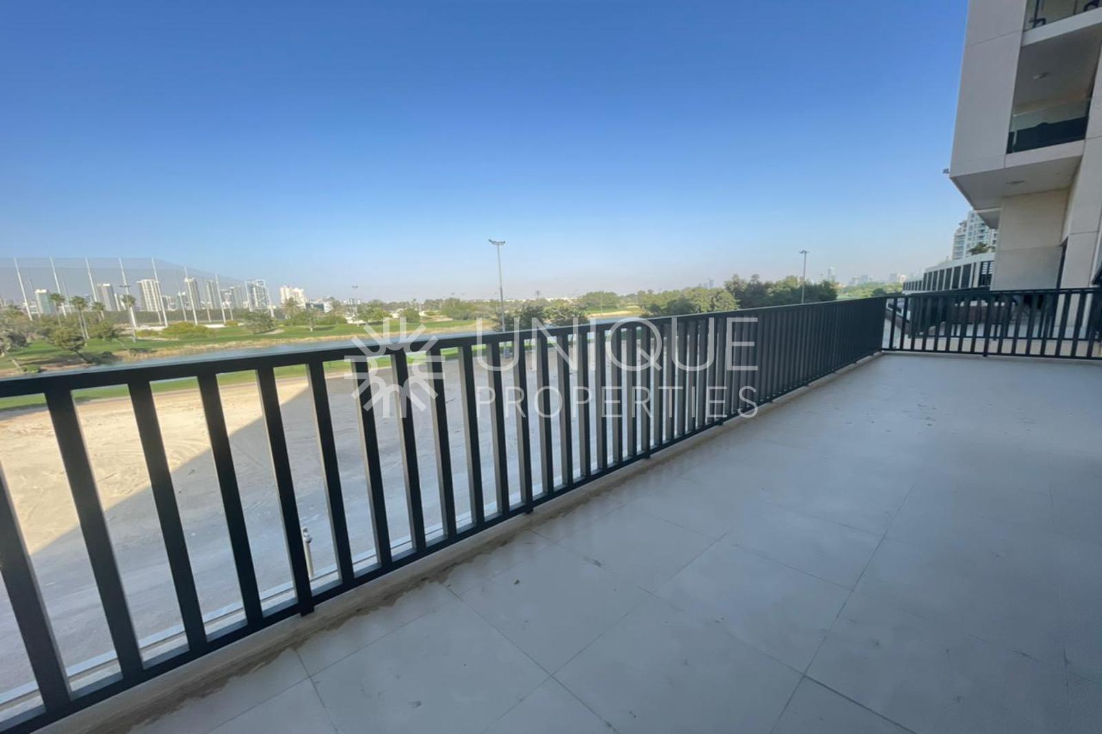 Stunning 3-Bedroom Apartment| Golf View|