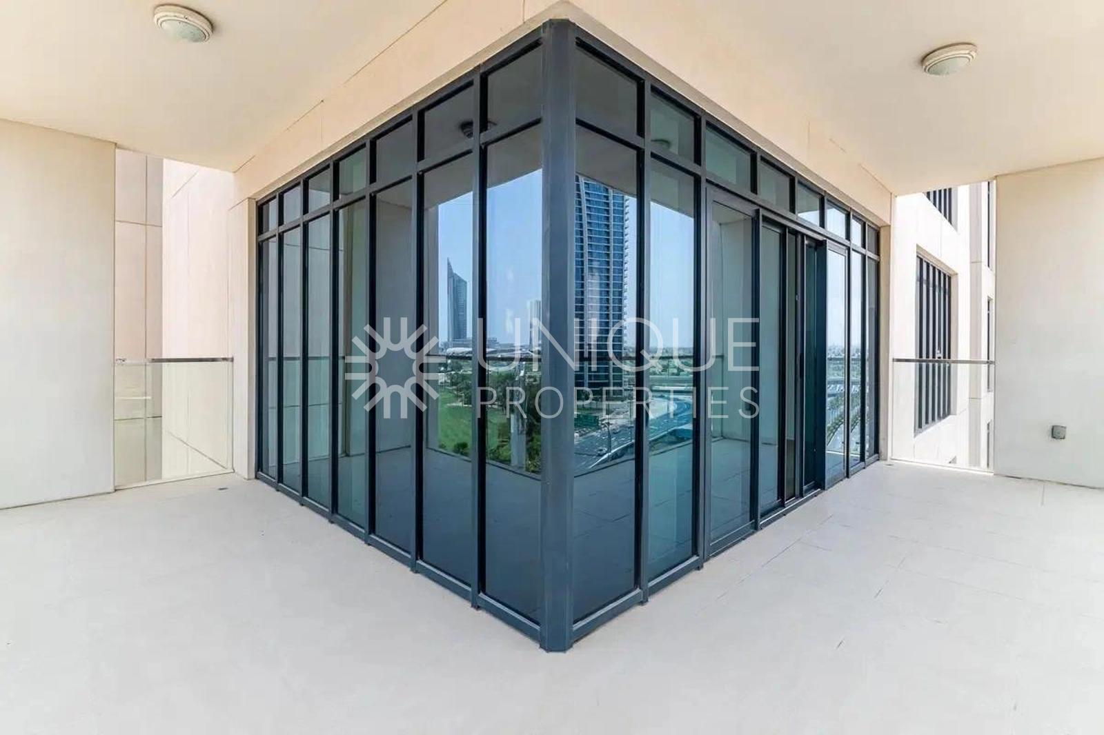Marina Skyline View| Vacant| Spacious Layout