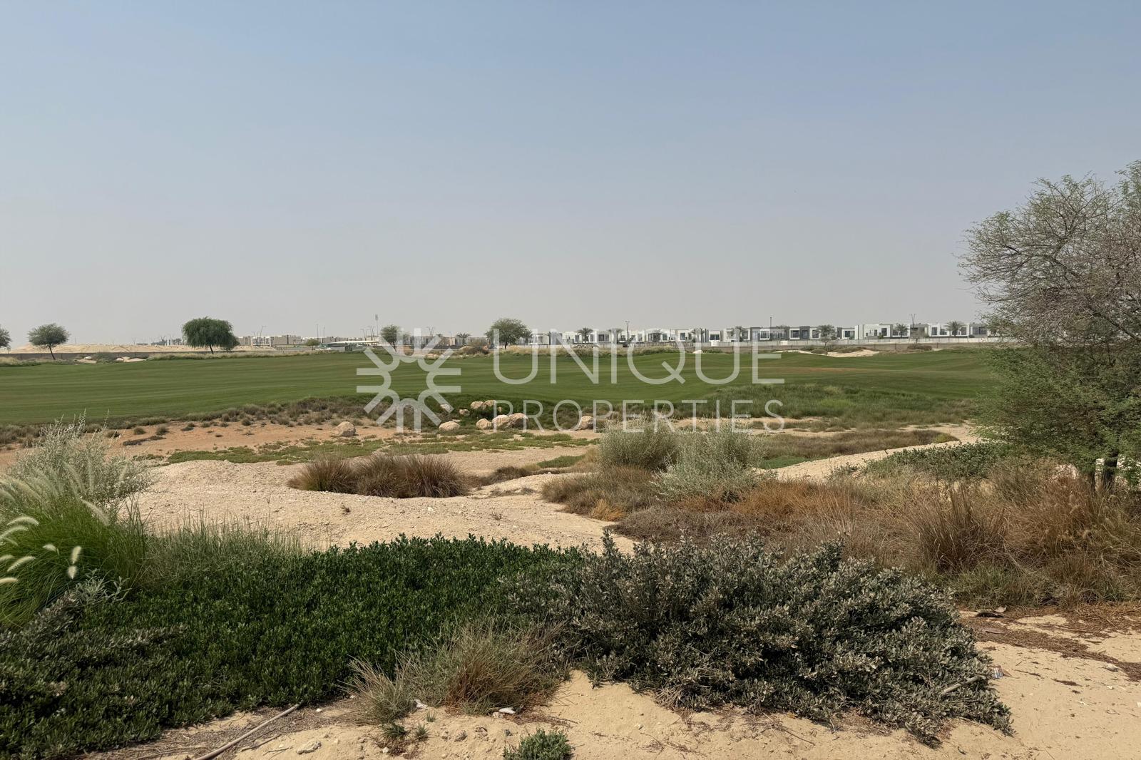 Community Expert | Golf Course View | Single Row
