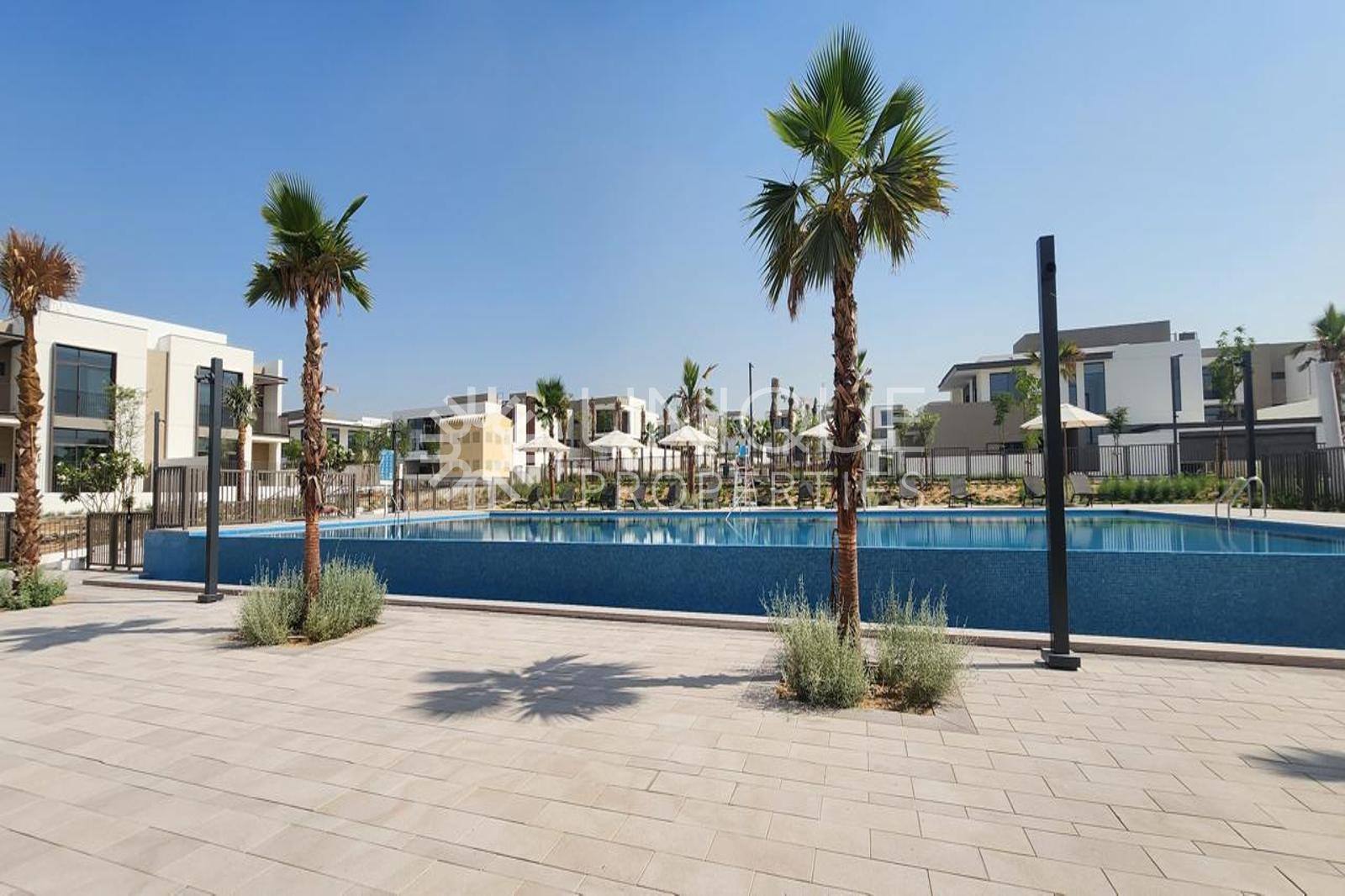 Single Row | Bigger Plot | Lowest Price in  market
