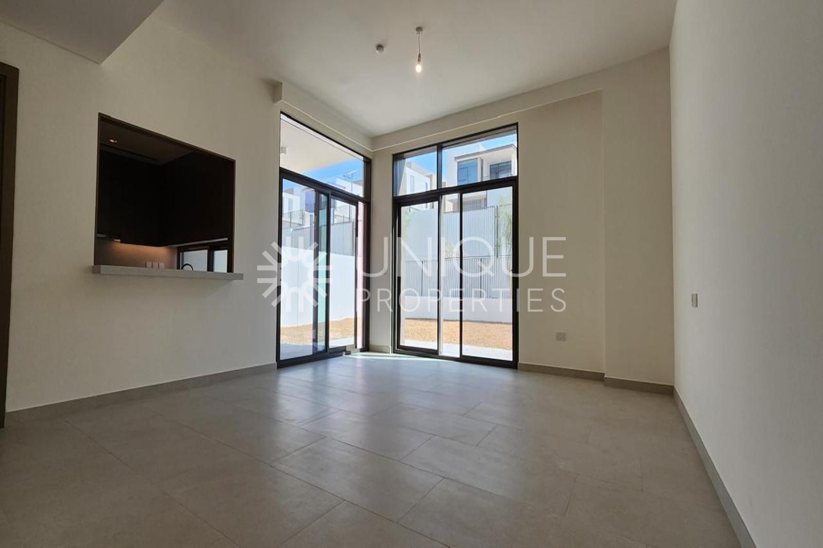 Single Row | Bigger Plot | Lowest Price in  market
