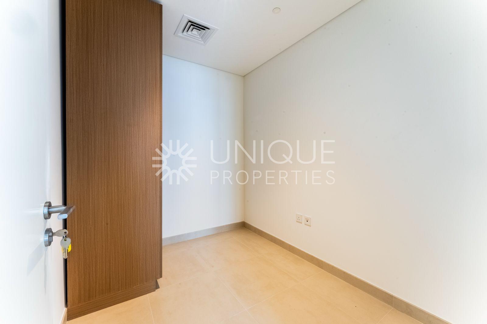 Spacious Apartment | Prime Location | Rosewater