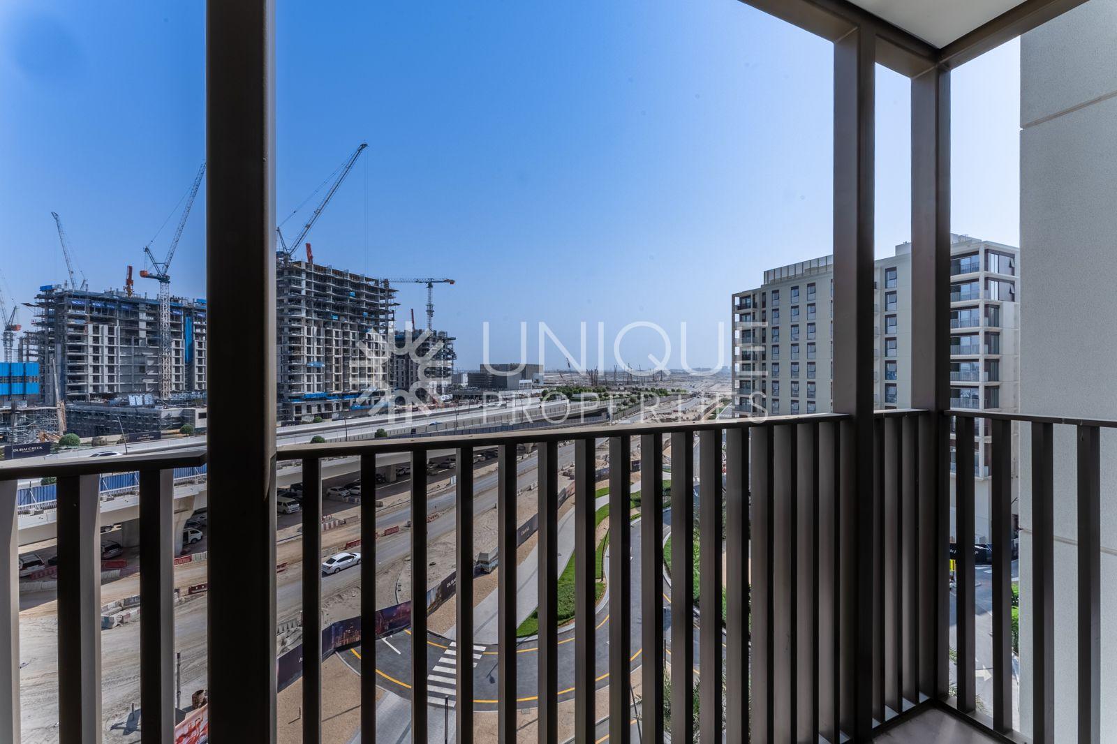 Spacious Apartment | Prime Location | Rosewater