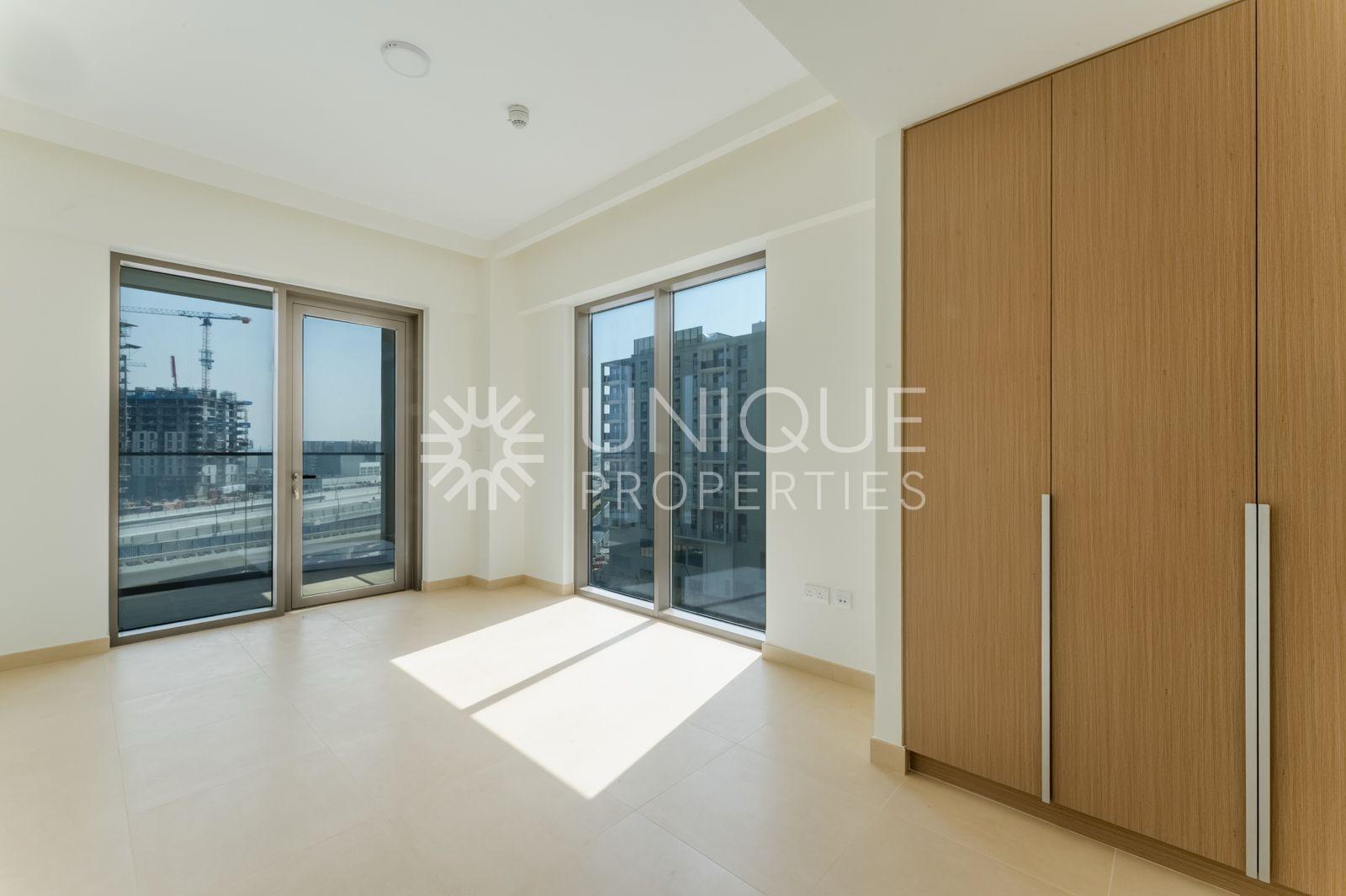 Spacious Apartment | Prime Location | Rosewater