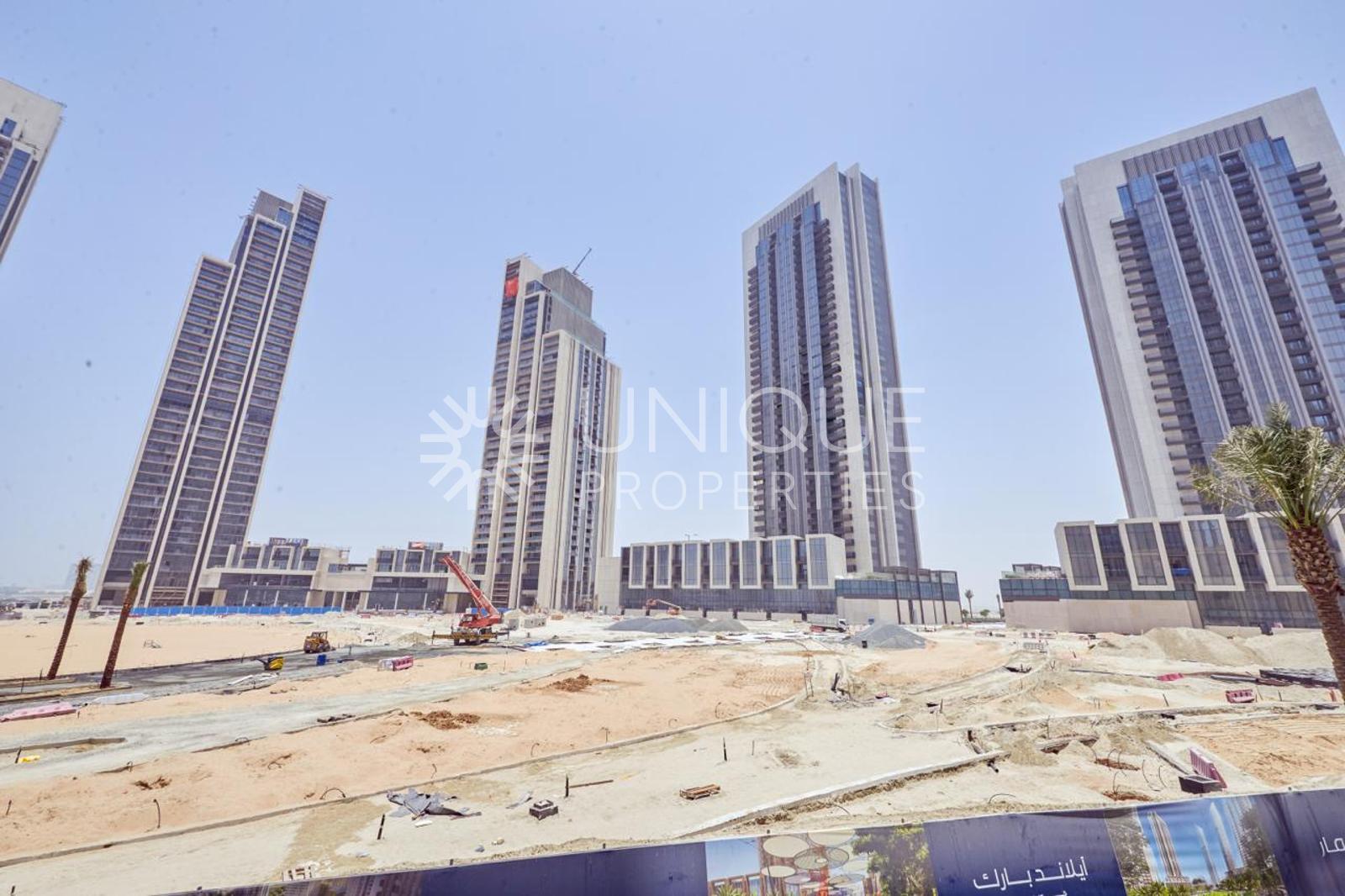 Waterfront Living | High-End Finishes