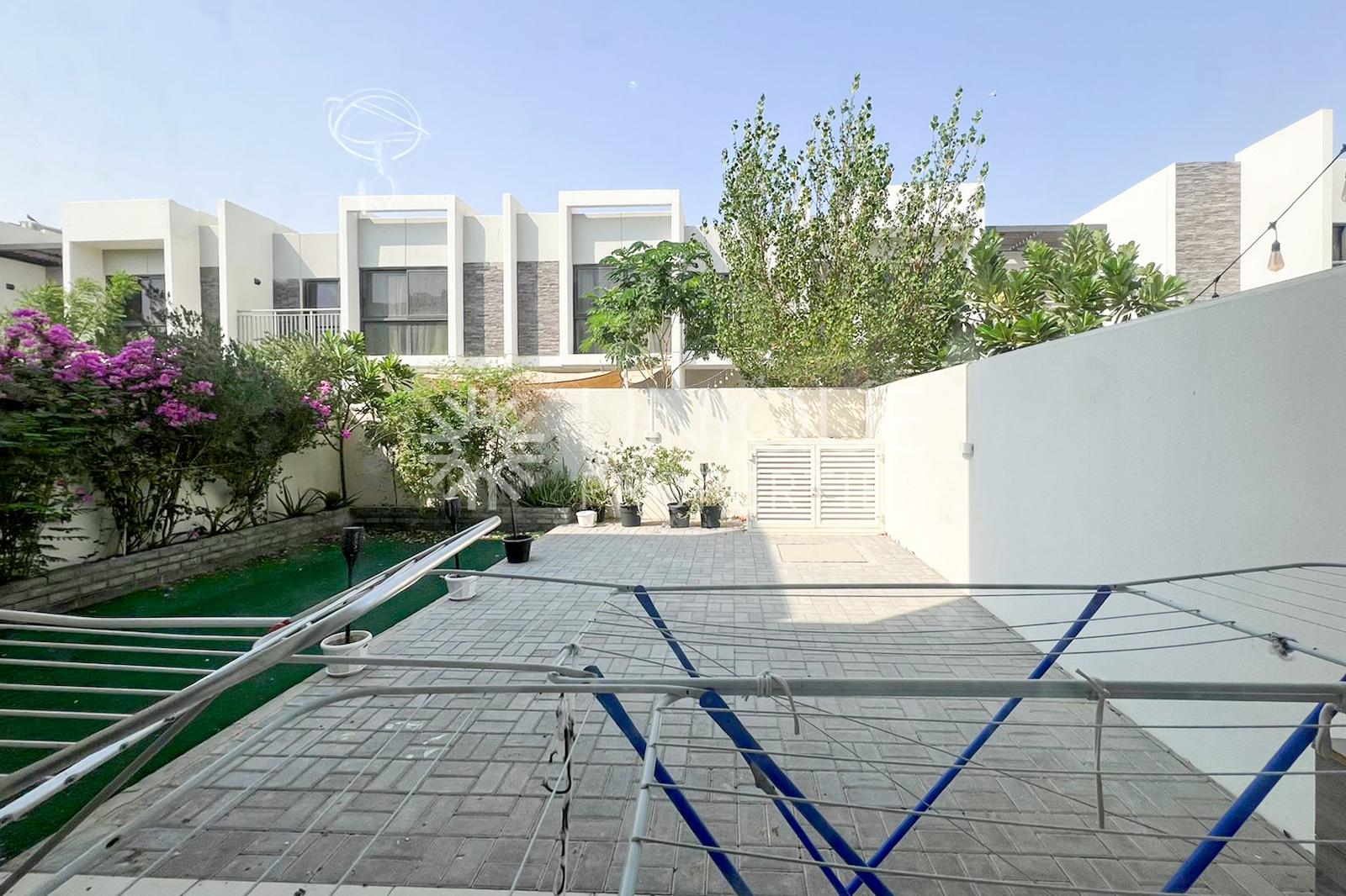 Corner Villa | Family-Friendly Living | Elegant