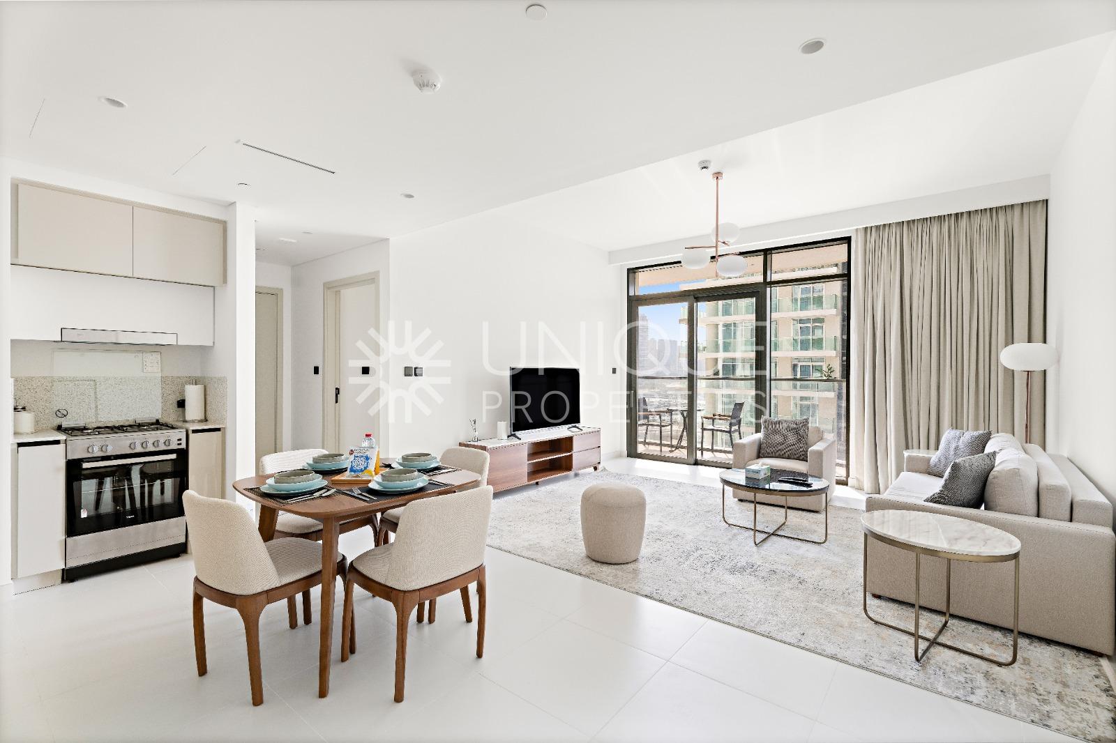 Seaside Elegance | Marina Views | Luxury Living