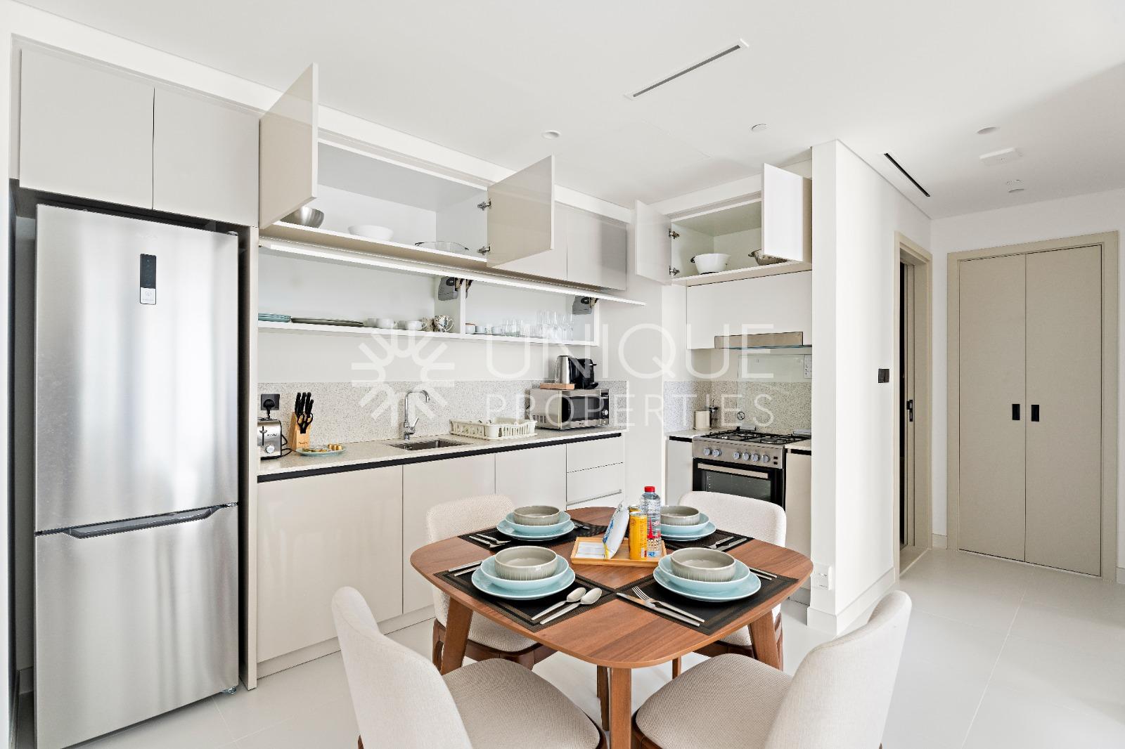 Seaside Elegance | Marina Views | Luxury Living