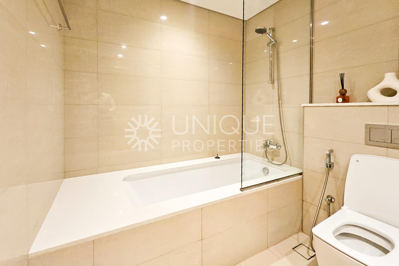 Burj Khalifa View | Fully Furnished | Vacant