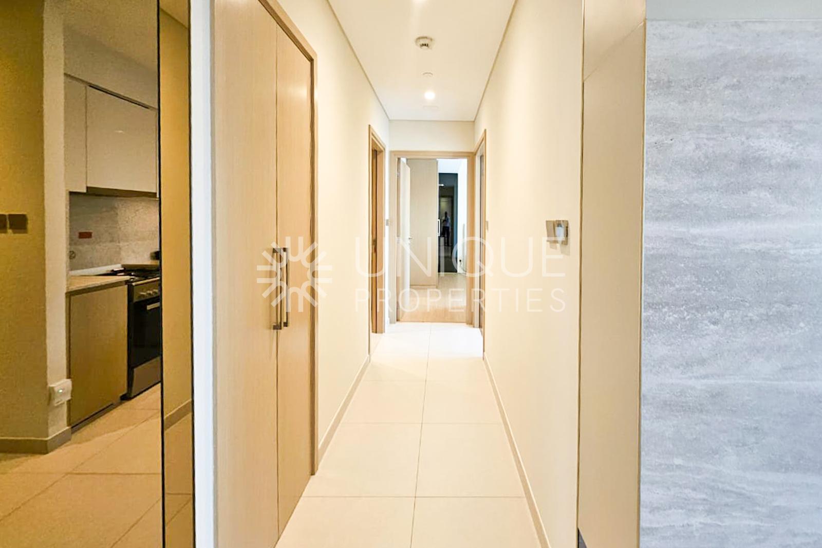 Burj Khalifa View | Fully Furnished | Vacant