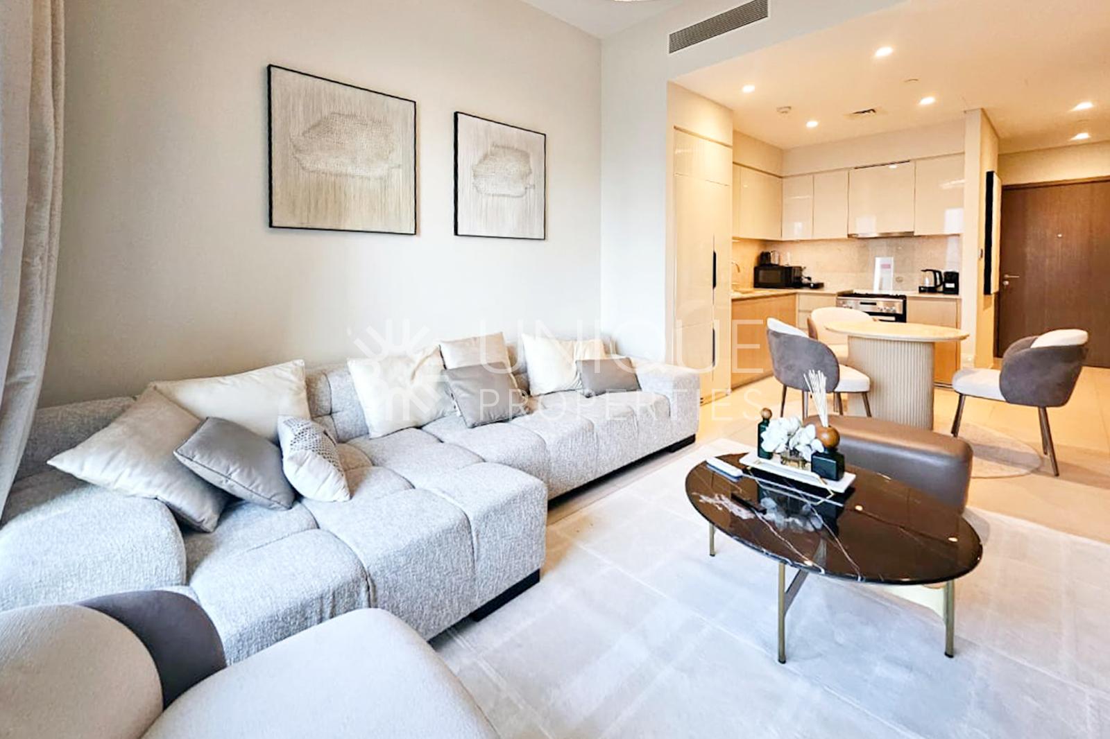 Burj Khalifa View | Fully Furnished | Vacant