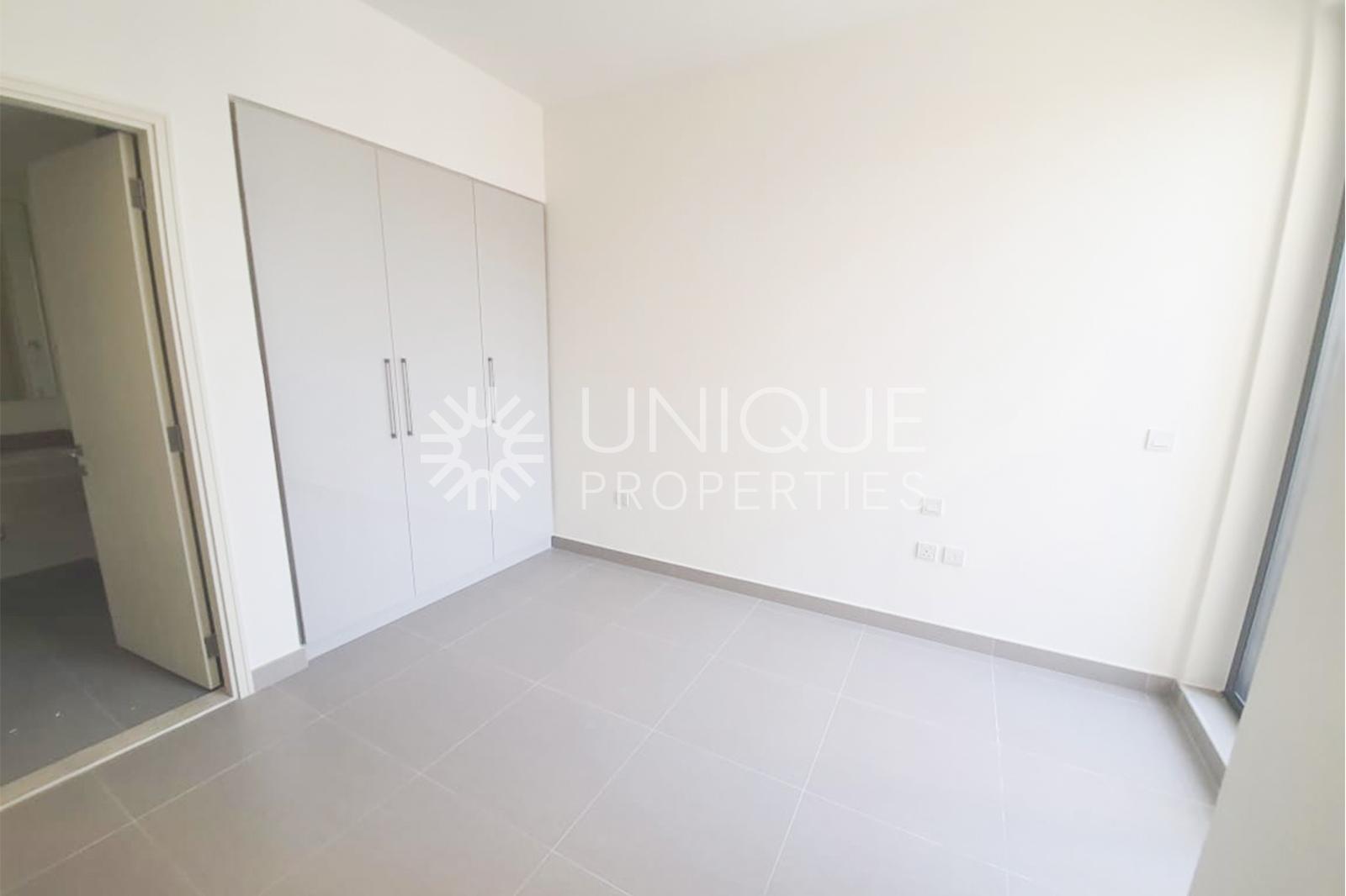 Camel Track Facing 2M | Prime Location