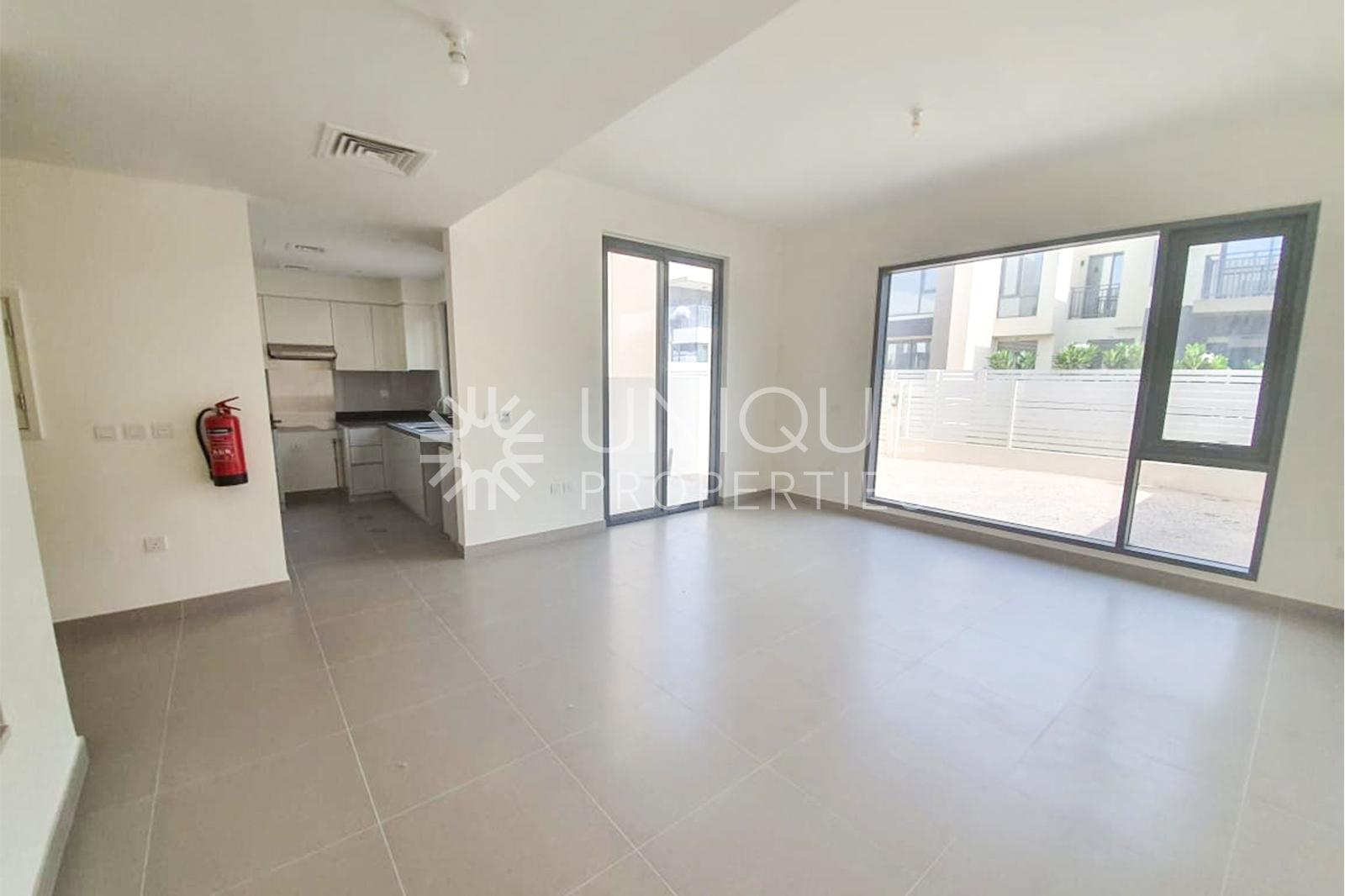 Camel Track Facing 2M | Prime Location