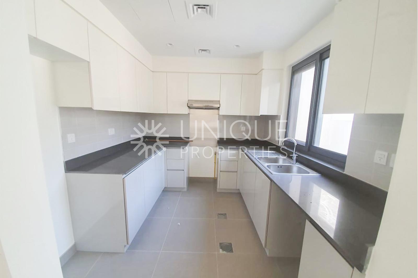 Camel Track Facing 2M | Prime Location