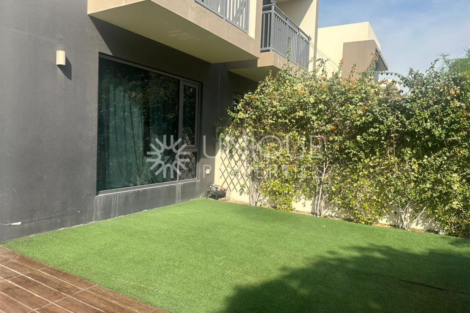 Camel Track Facing 2M | Prime Location