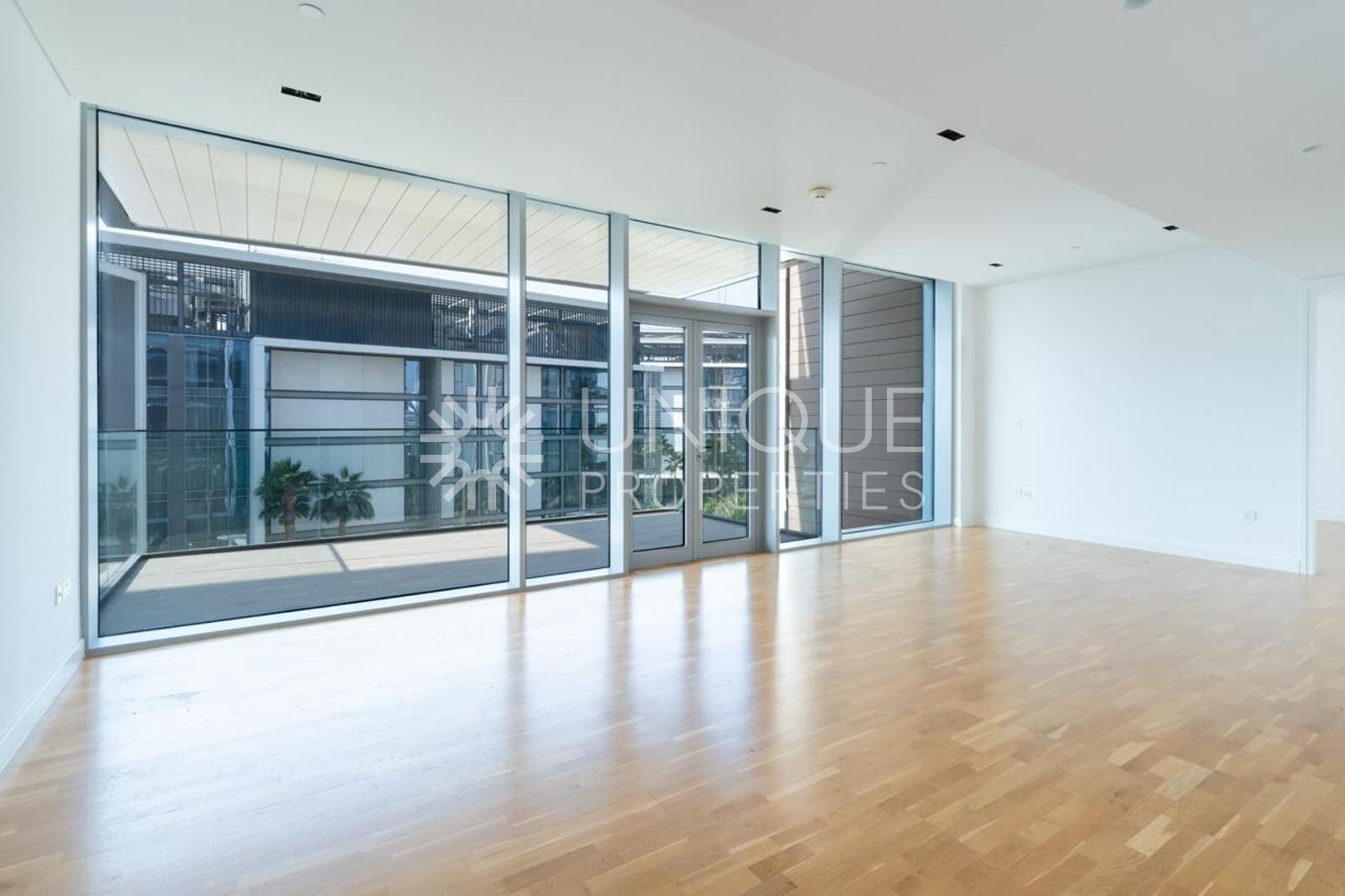 Vacant | Unfurnished | Partial Sea View