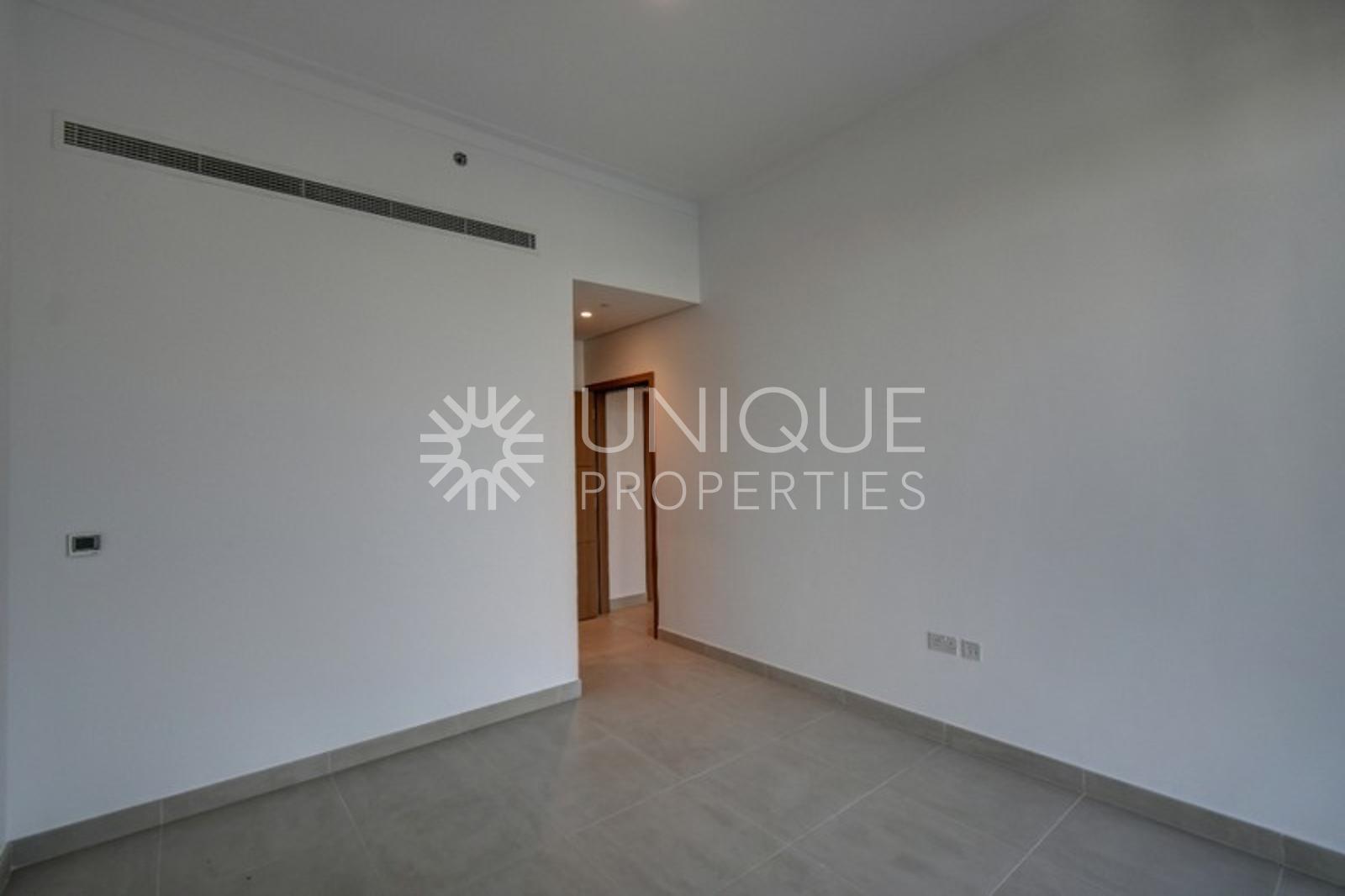 Premium 3BR | Golf View | Vacant