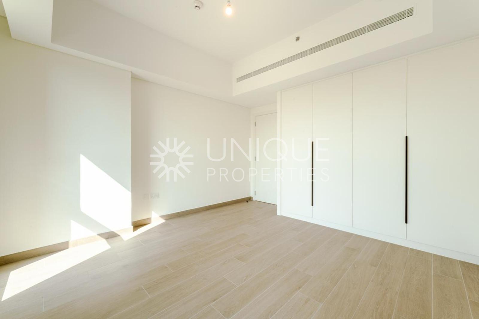 Ain Dubai Views | Mid Floor | Prime Location