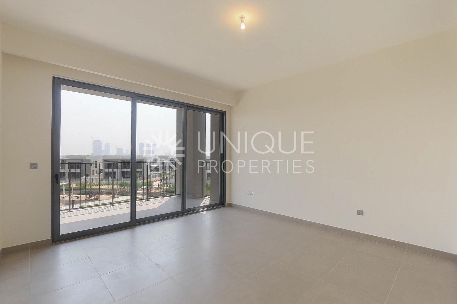 E5 Type | Notice Served |  On The Park