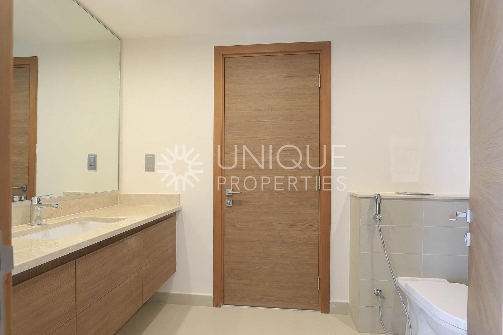 E5 Type | Notice Served |  On The Park