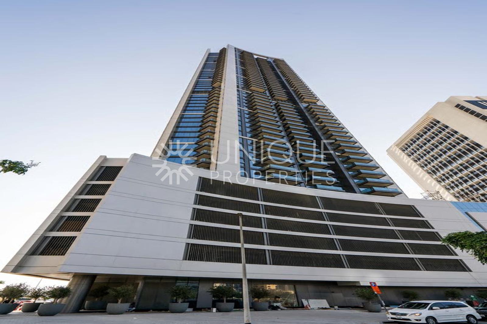 Community View | Luxury Living | Vacant