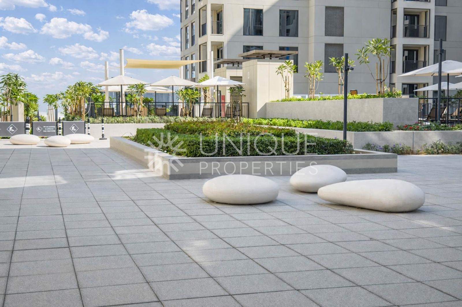 Ready To Move In | Vacant | Pool View