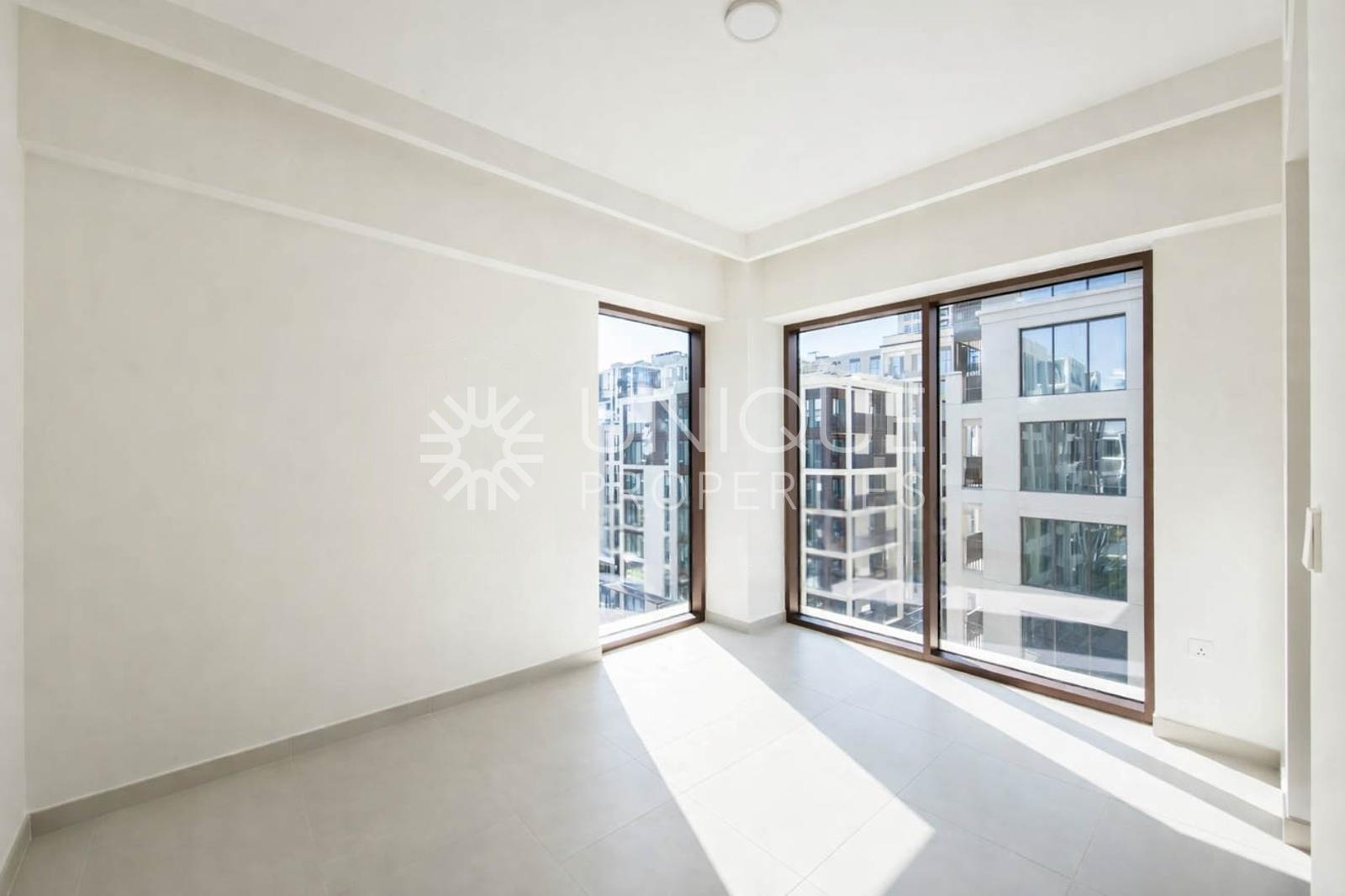 Ready To Move In | Vacant | Pool View