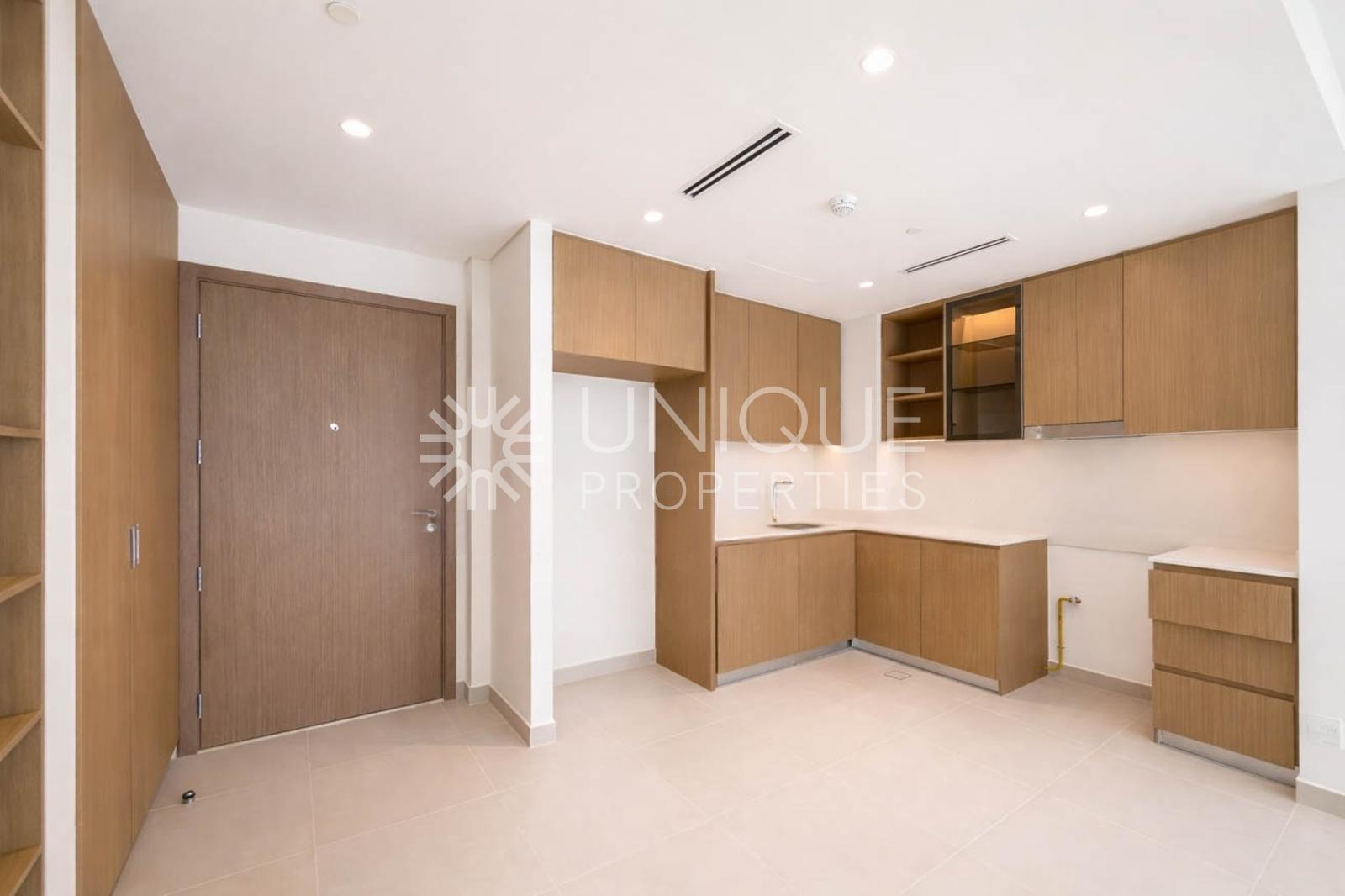 Ready To Move In | Vacant | Pool View