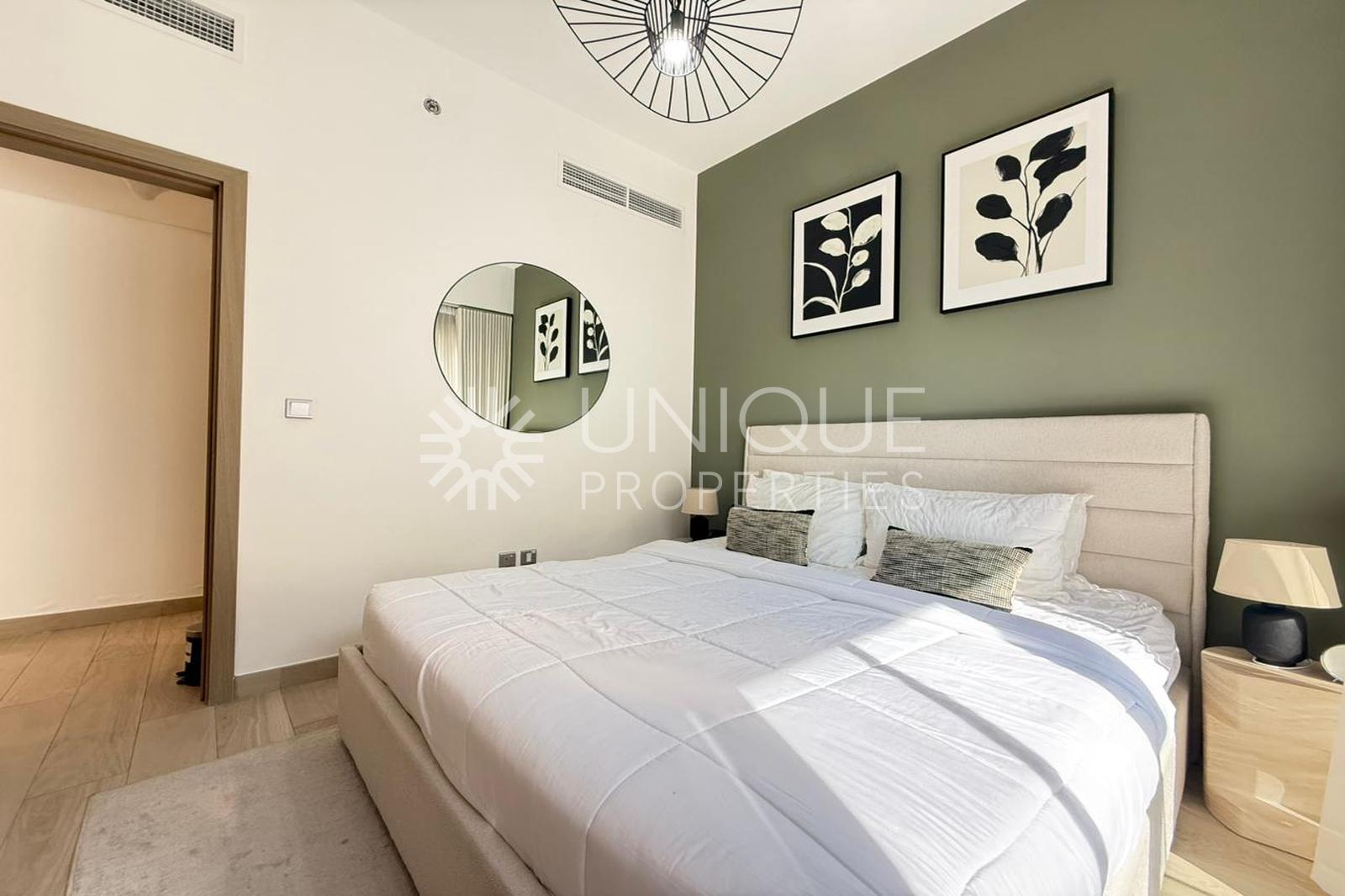 Fully Furnished | Upgraded | Pool View