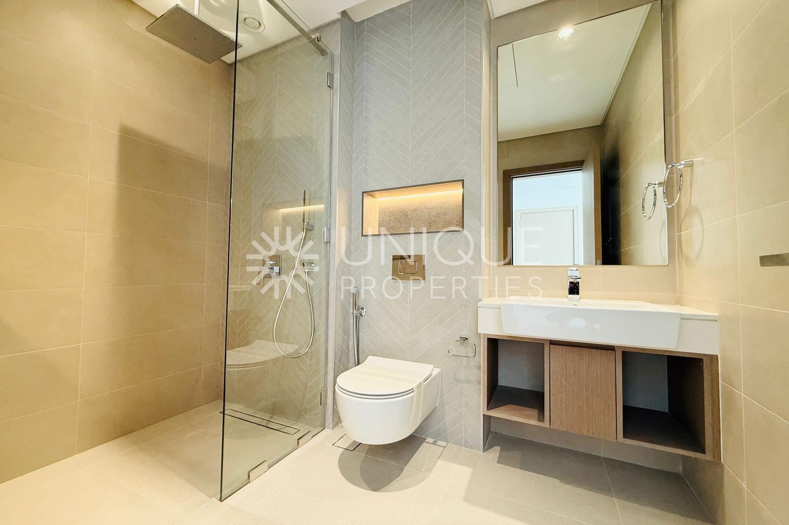 District One | Lagoon View | Luxury Apartment