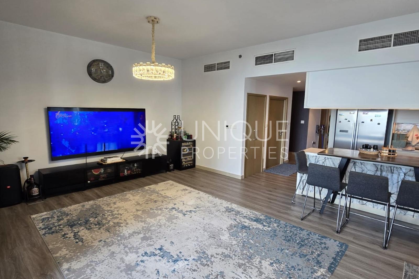 Spacious Unit | Prime Location | Vacant