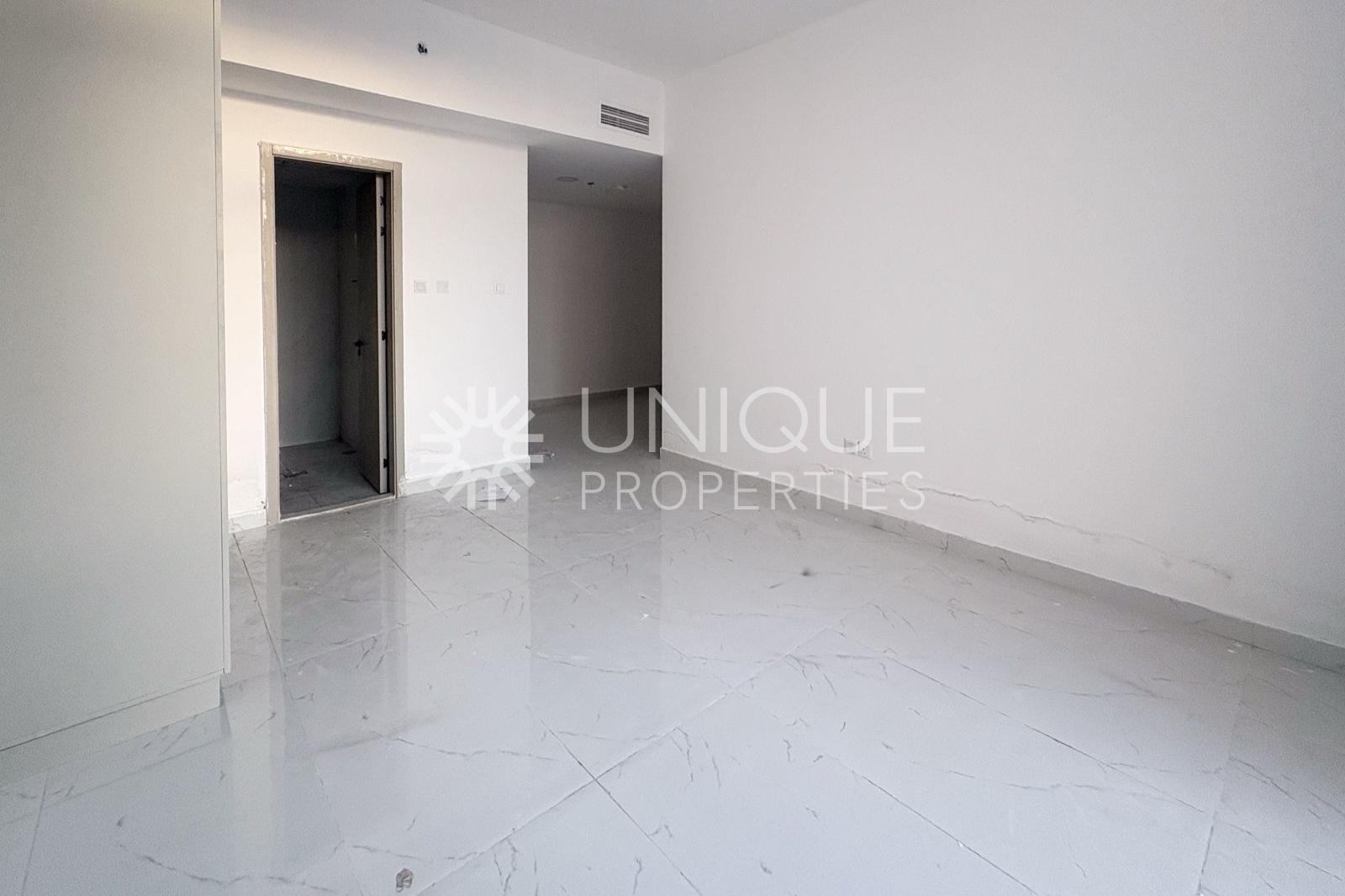 Modern Duplex | Pool View | Ready Unit