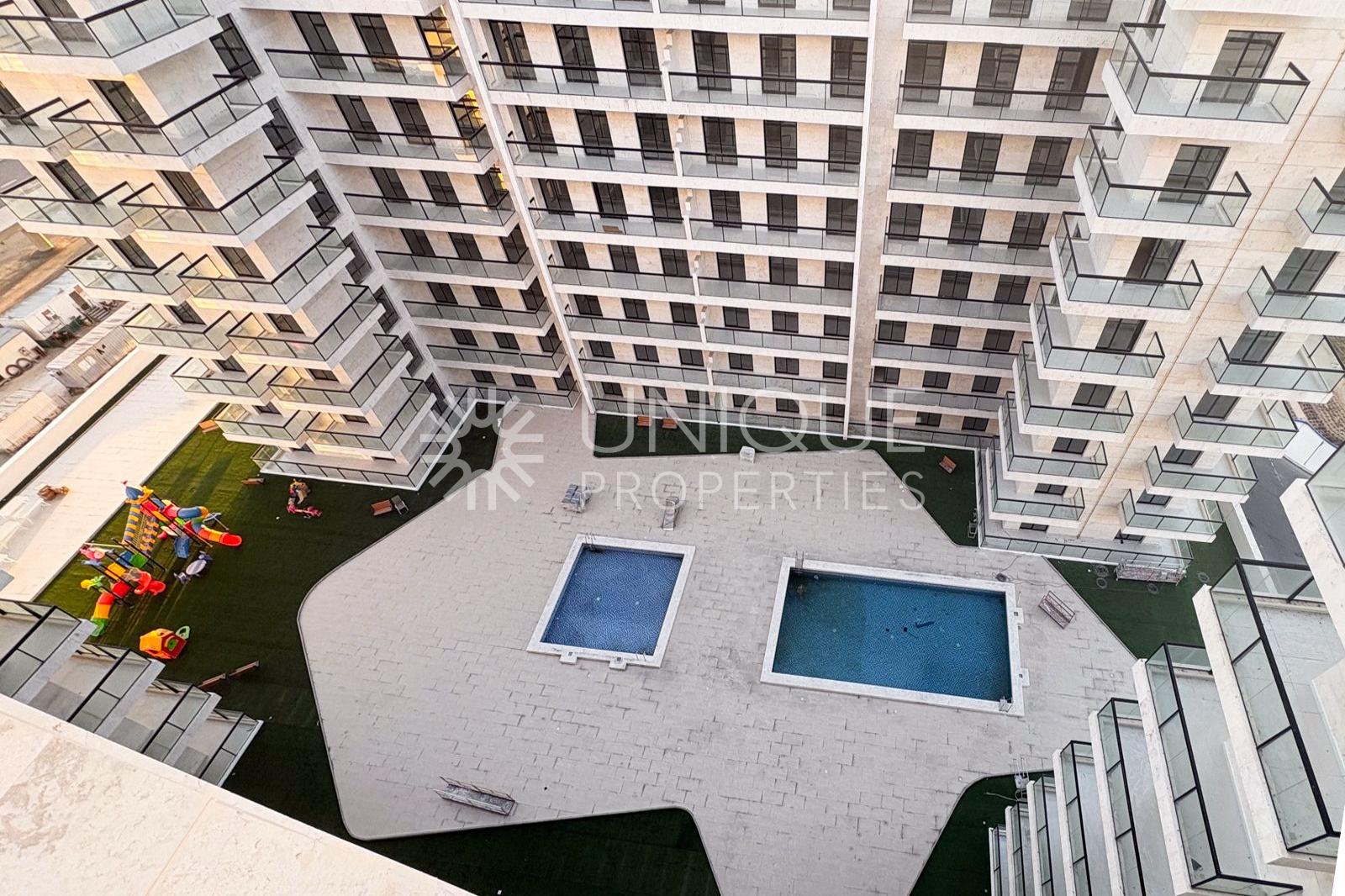 Modern Duplex | Pool View | Ready Unit