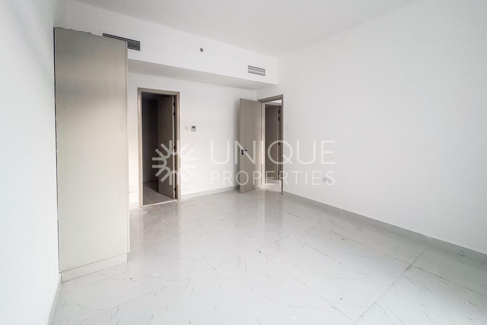 Modern Duplex | Pool View | Ready Unit