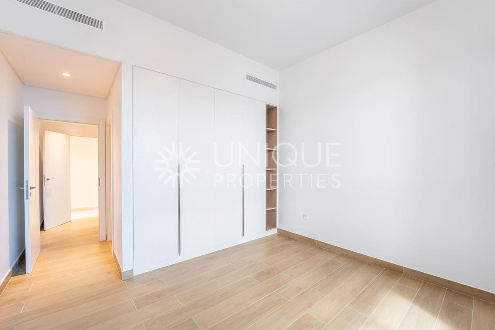 Vacant | Stunning Views | Prime Spot