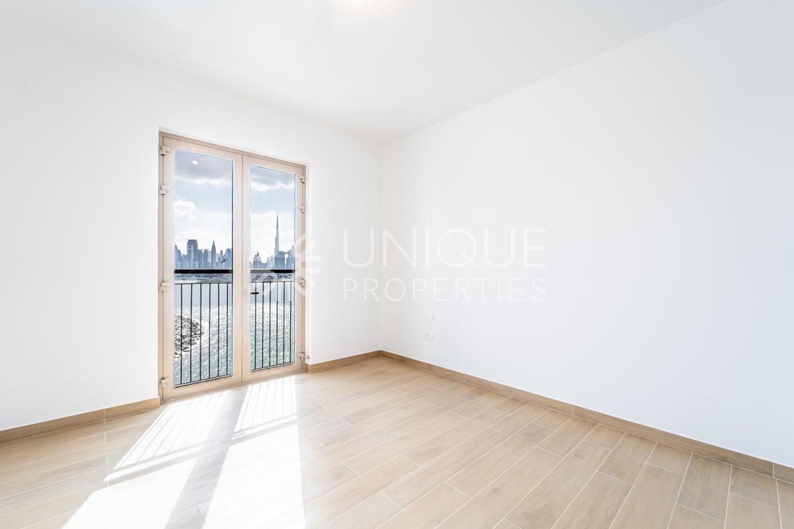 Vacant | Stunning Views | Prime Spot