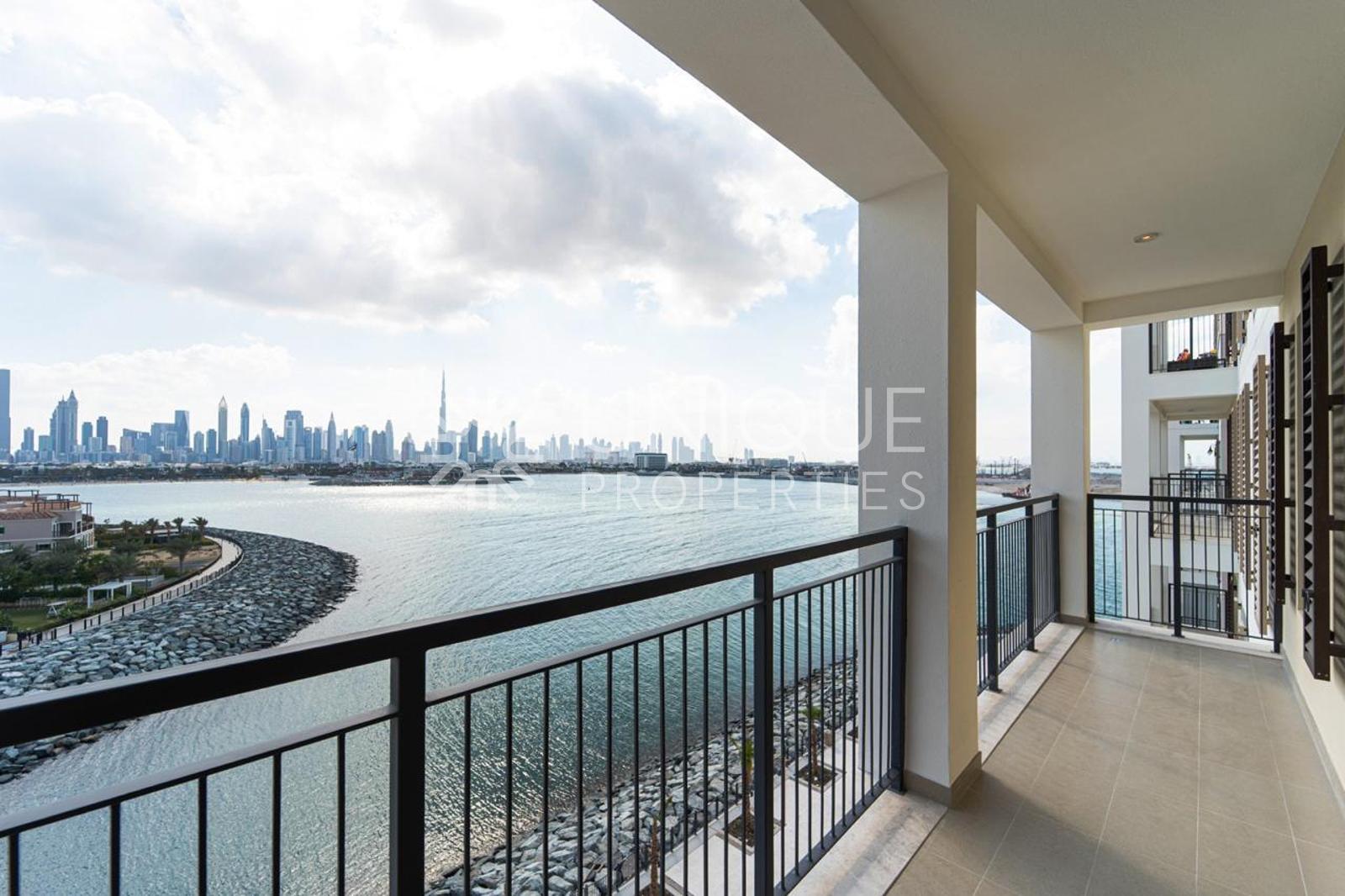 Vacant | Stunning Views | Prime Spot