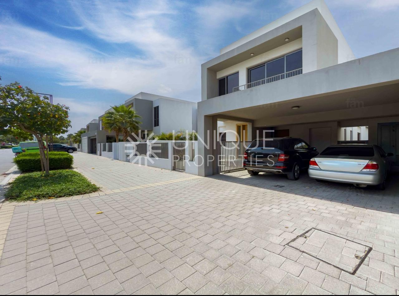 Move In Ready | Spacious Villa | Premium Living